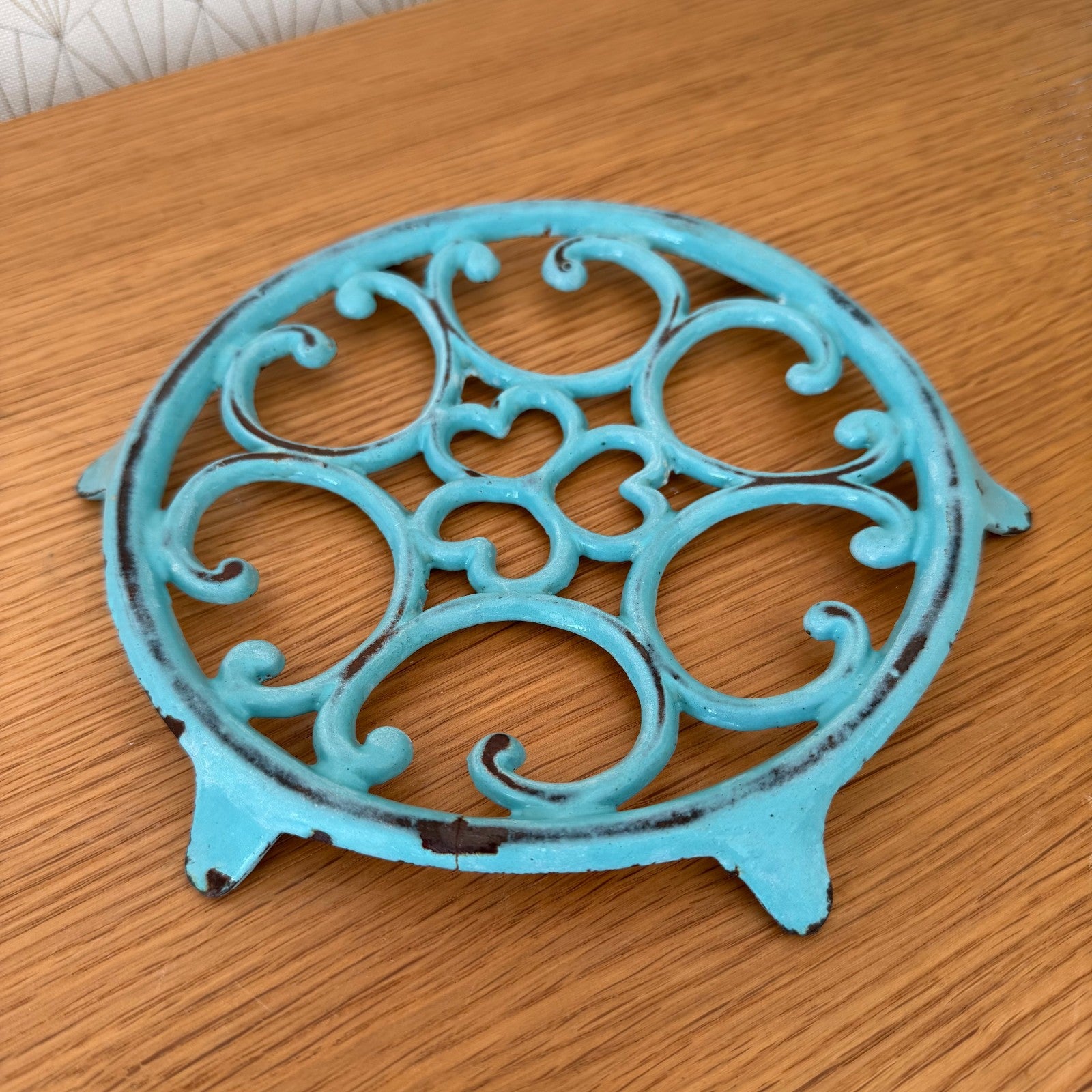 Vintage French Cast Iron Trivet Turquoise Blue Kitchen Stand 1302269 Does Not Apply