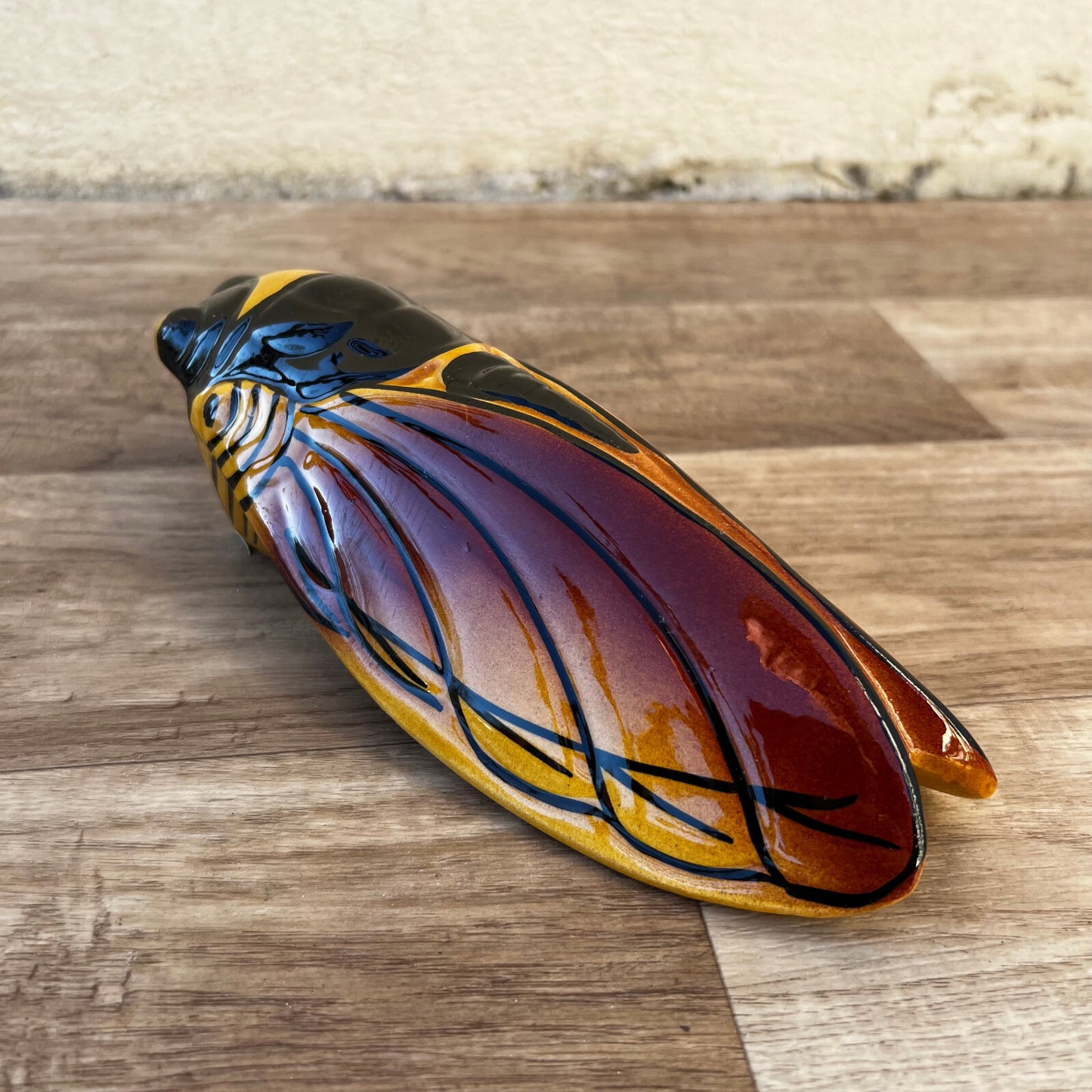 Vintage French MAJOLICA CICADA great shape WALL POCKET VASE 1012224 Unmarked