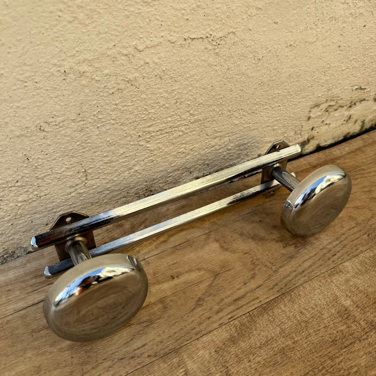 Vintage French Metal 2 Hook Coat Rack/Wall-Mounted Entryway Storage 31012410 - Fleamarketfrance