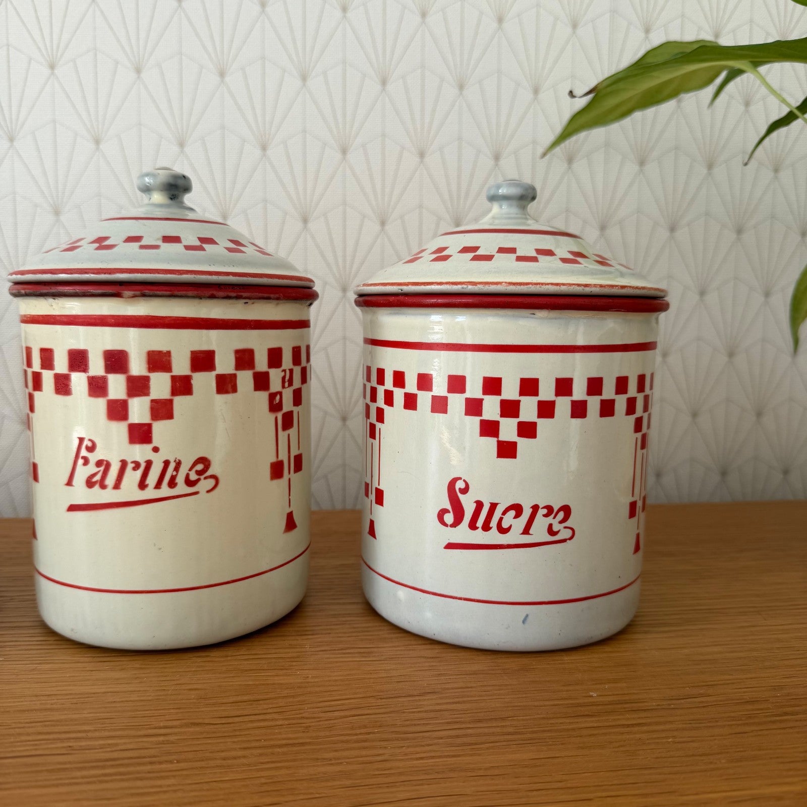 Bistro Set 4 French Enameled Vintage Canisters Lustucru 1900 s 2101261 Fleamarketfrance : French vintage and antique decor