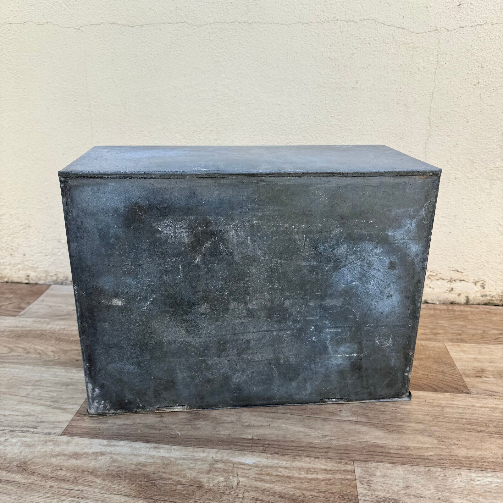 Vintage 1950's galvanized Metal Utility Storage Case Toolbox Tackle Box 1206245 - Fleamarketfrance