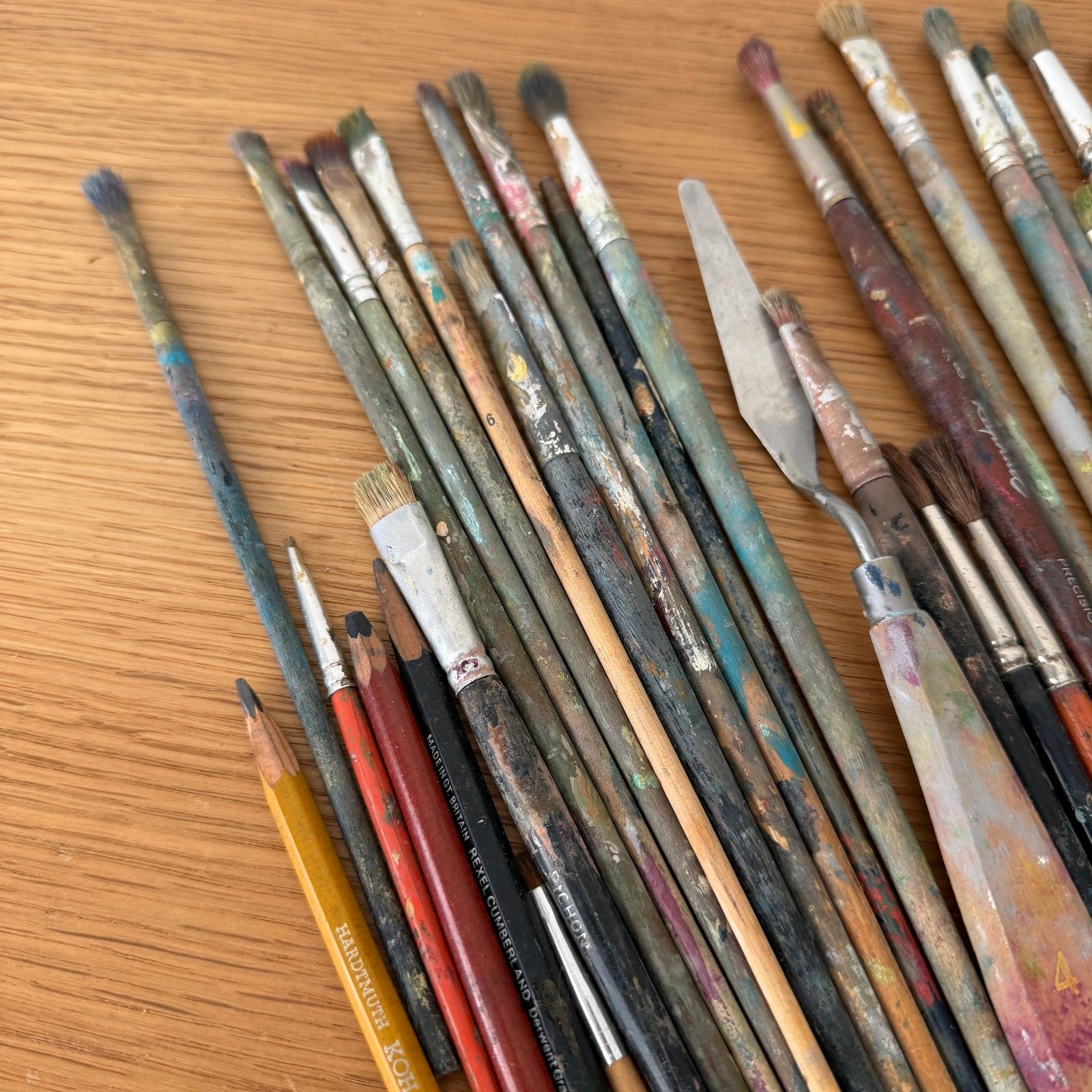 Vintage Used Artist Paintbrush Lot Mixed Set Oil Painting Tools 0708269 Princeton Artist Brush Co.