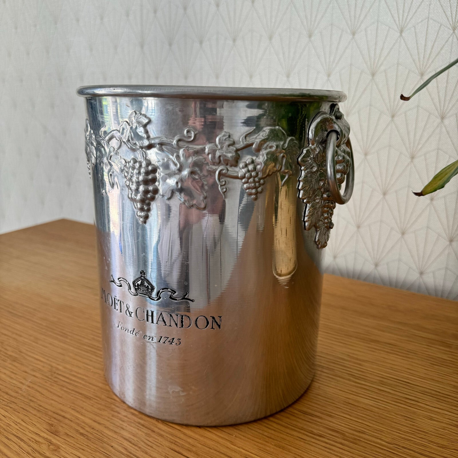 Vintage French Moet Chandon Ice Bucket Silver Metal Champagne Cooler 2404246 Moët & Chandon