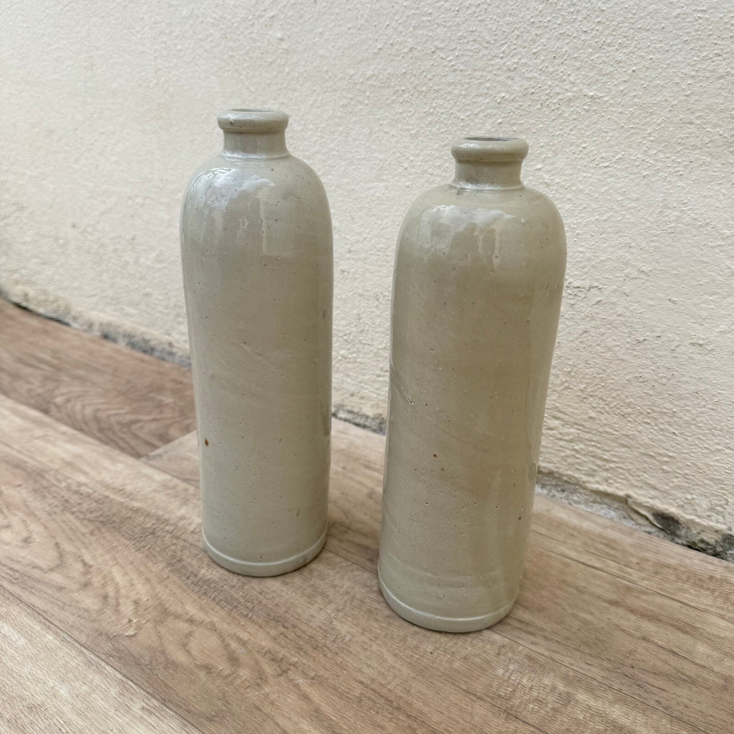 2 Vintage French Stoneware alcohol Wine Bottle water 29042410 Unmarked