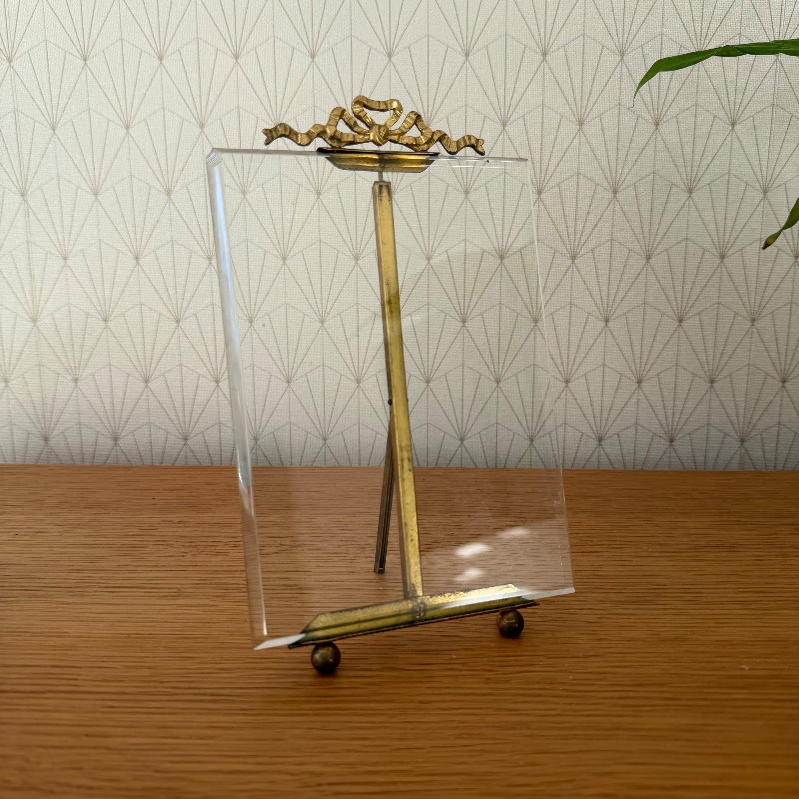 French Brass Easel Picture Frame Glass Stand 5.5x8.5 Vintage 03022610 Fleamarketfrance