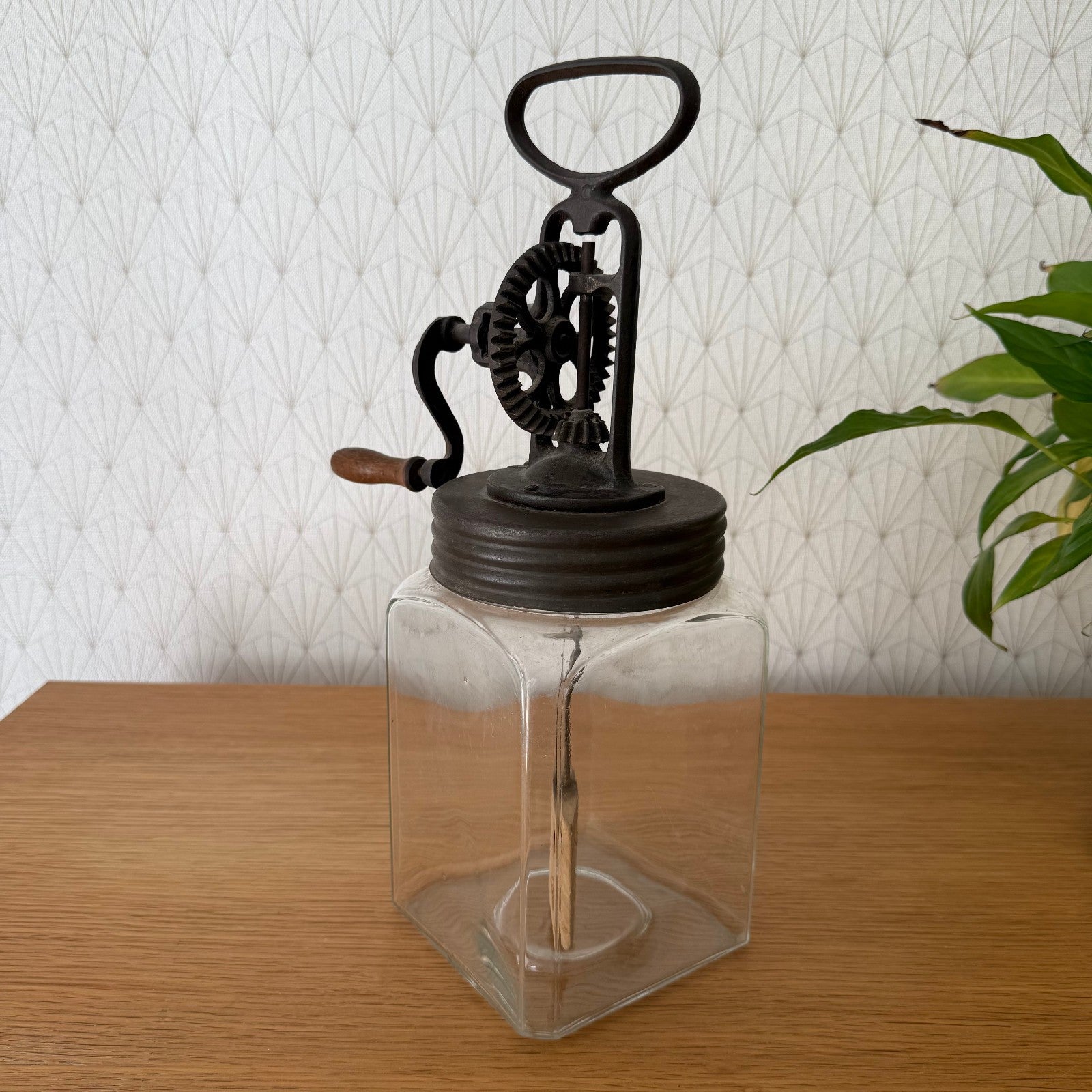 French Butter Churn Glass Jar Cast Iron Antique Vintage 1930s 04092513 Fleamarketfrance : French vintage and antique decor