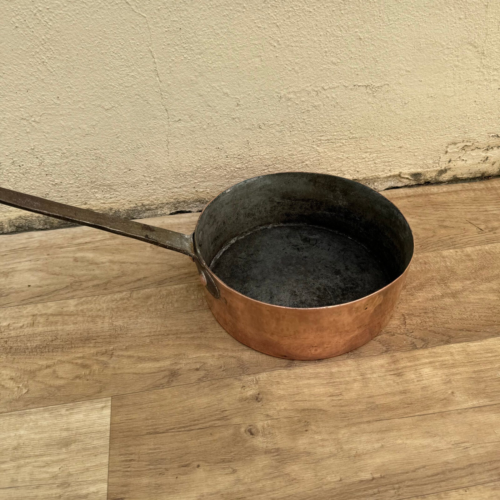 Antique French Copper Saucepan Cast Iron Handle Tin Lined 29082411 Unbranded