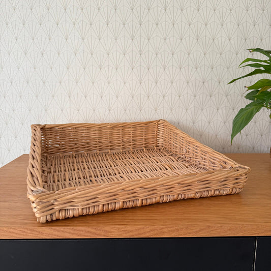 Vintage French Wicker Basket Vintage rattan bakery display bread 0211246 - Fleamarketfrance