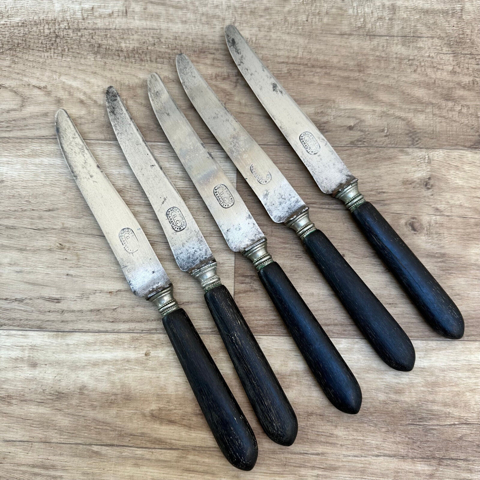 Antique French Dinner Knives Faux Ebony Horn Handles Silver Collar 5pcs 2608231 - Fleamarketfrance