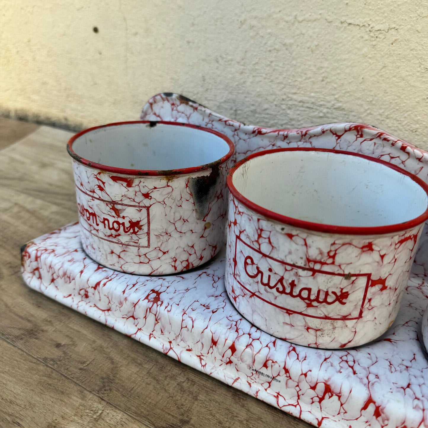 Vintage Enamel Wall White Metal Shelf w/Pots soap soude Rack 2410231 - Fleamarketfrance