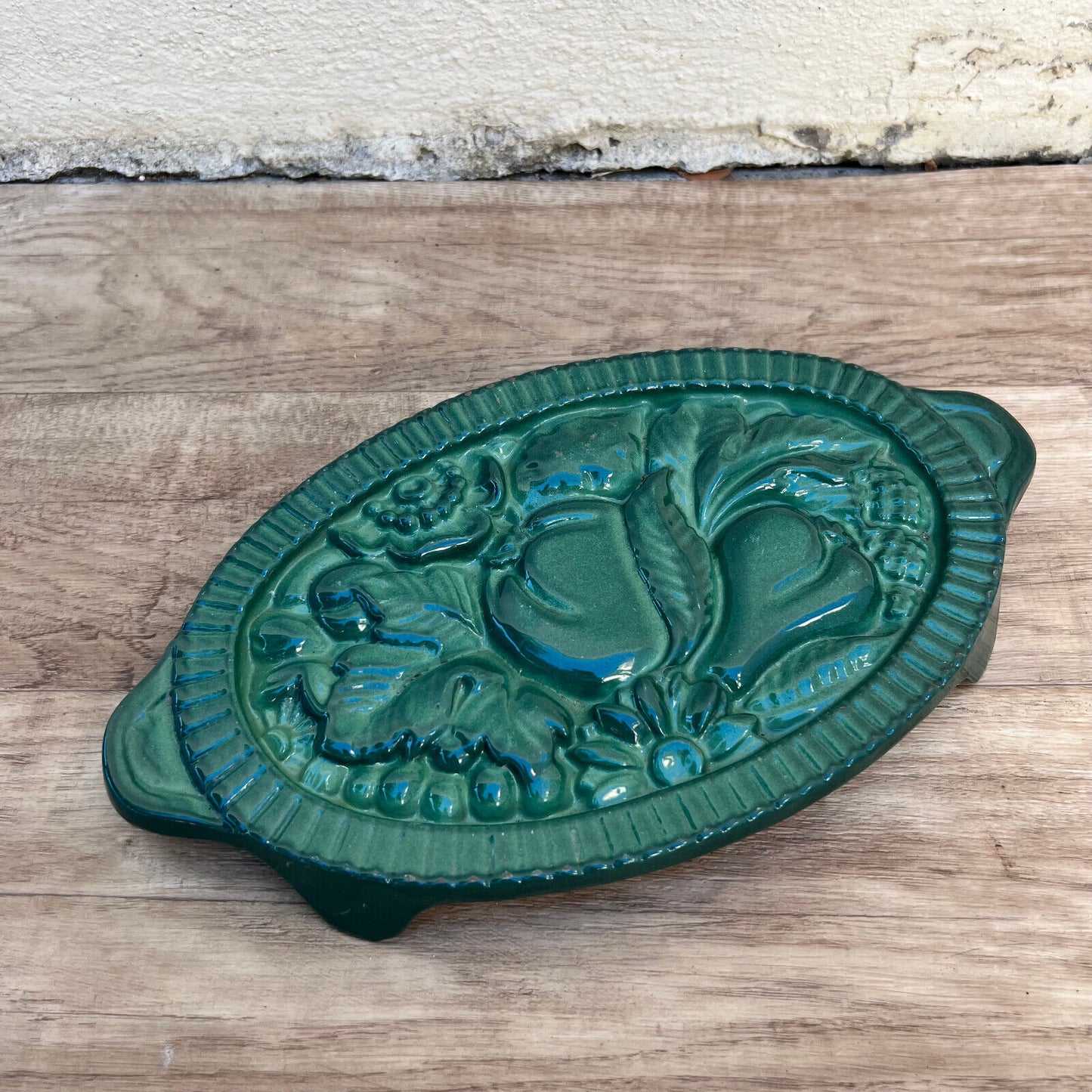 Vintage Cast iron green patina Trivet  france 13092214 - Fleamarketfrance