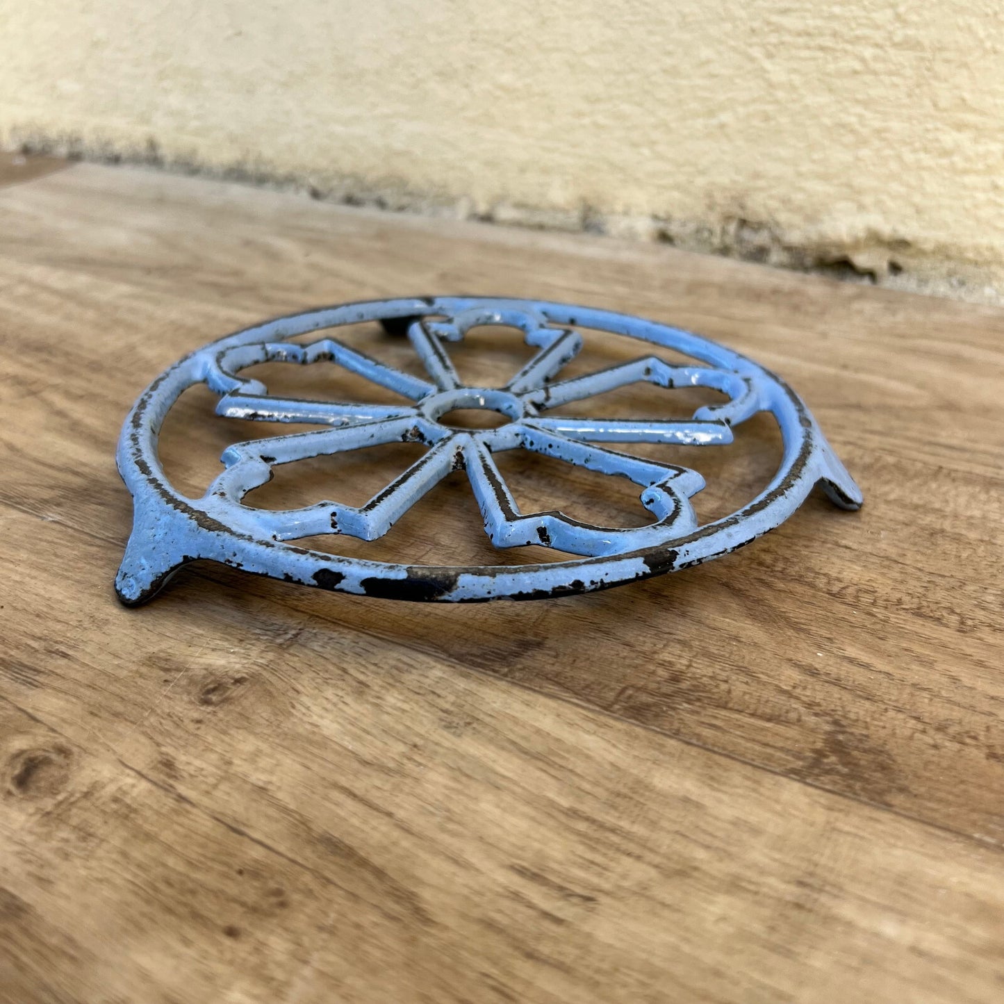 Antique French Cast Iron Trivet Blue Patina Floral Kitchen 06102417 Does Not Apply
