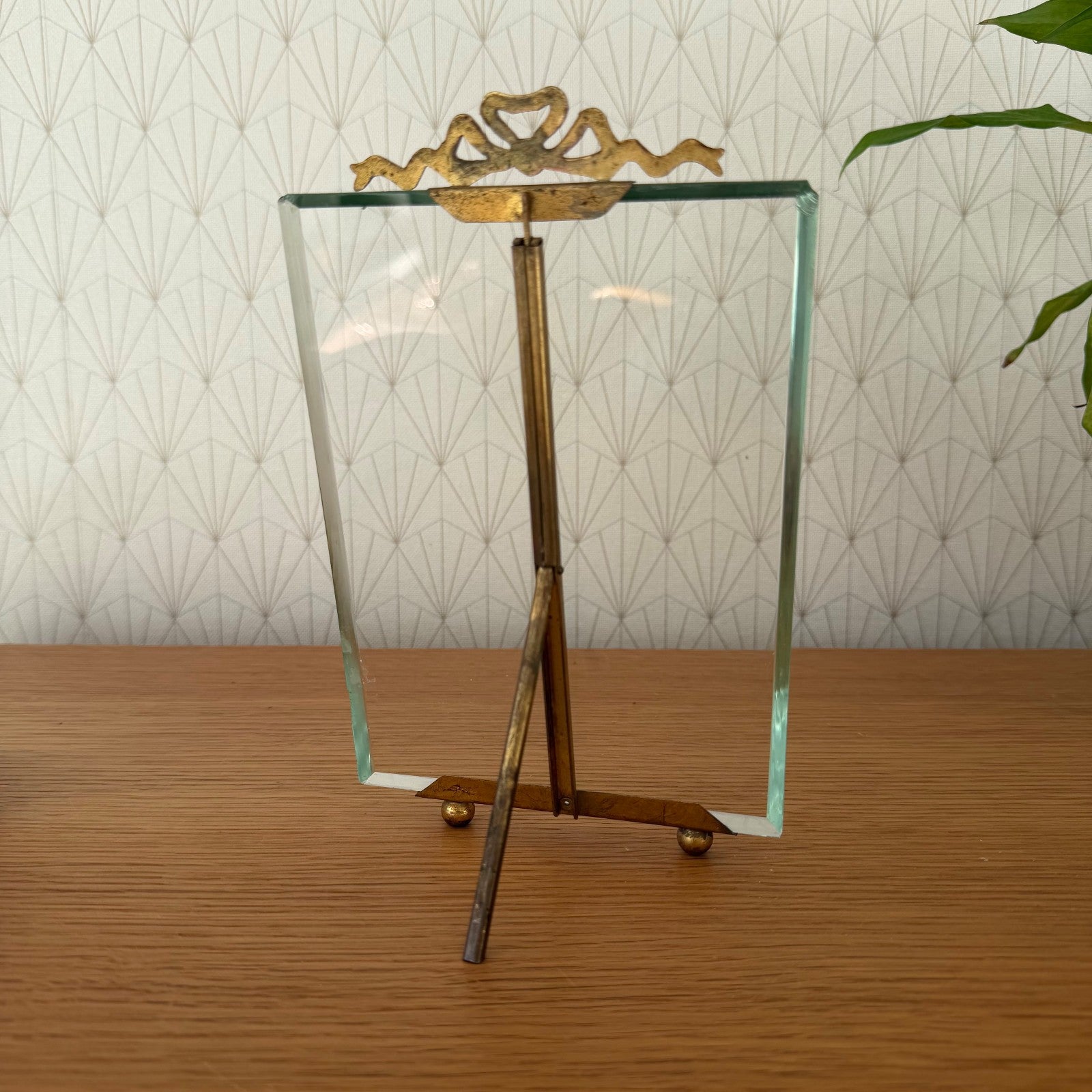French Brass Easel Picture Frame Glass Stand 5.5x8.5 Vintage 03022610 Fleamarketfrance