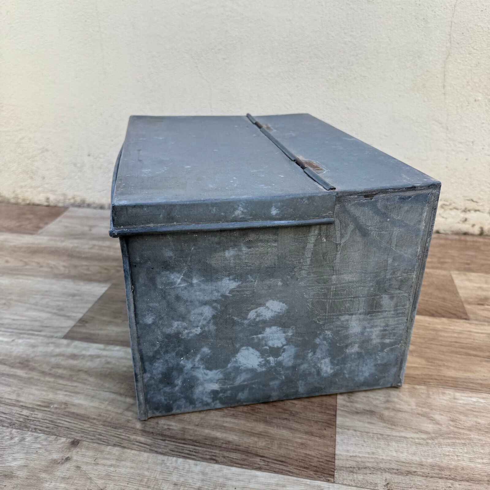 Vintage 1950's galvanized Metal Utility Storage Case Toolbox Tackle Box 1206243 - Fleamarketfrance