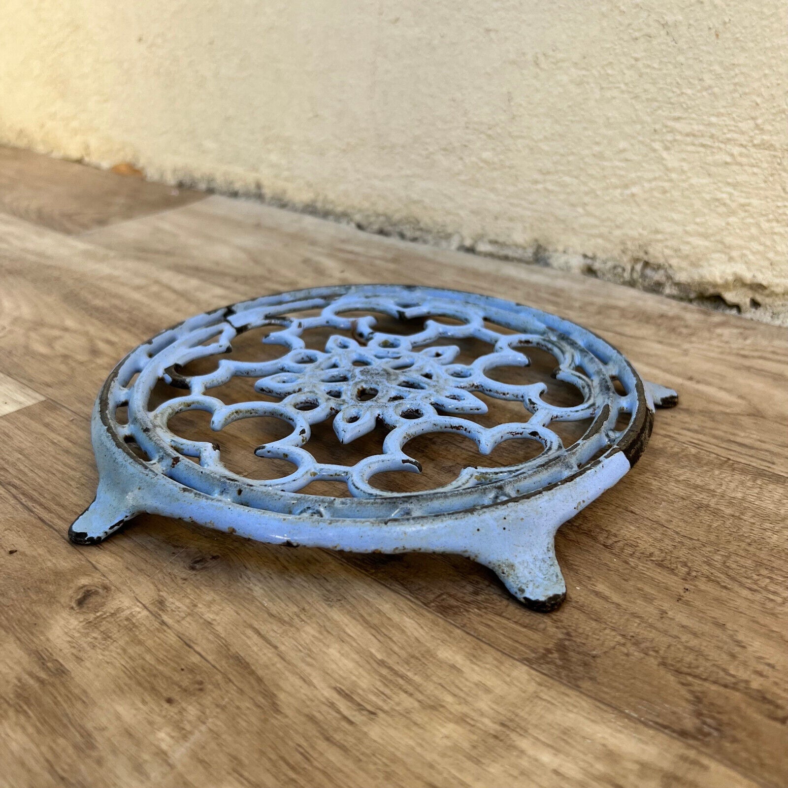 Antique vintage french Cast iron kitchen Trivet  france blue purple 06102418 - Fleamarketfrance