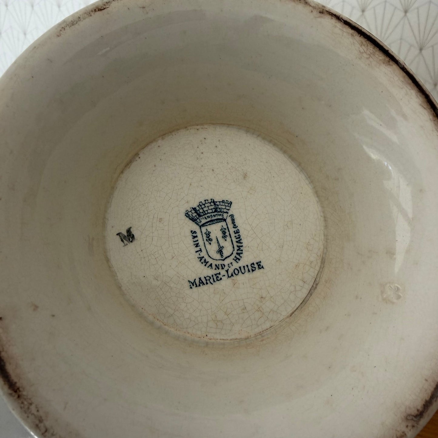 French Tureen Earthenware White Blue Fruits Bowl Terre De Fer St Amand 2010252 Fleamarketfrance : French vintage and antique decor