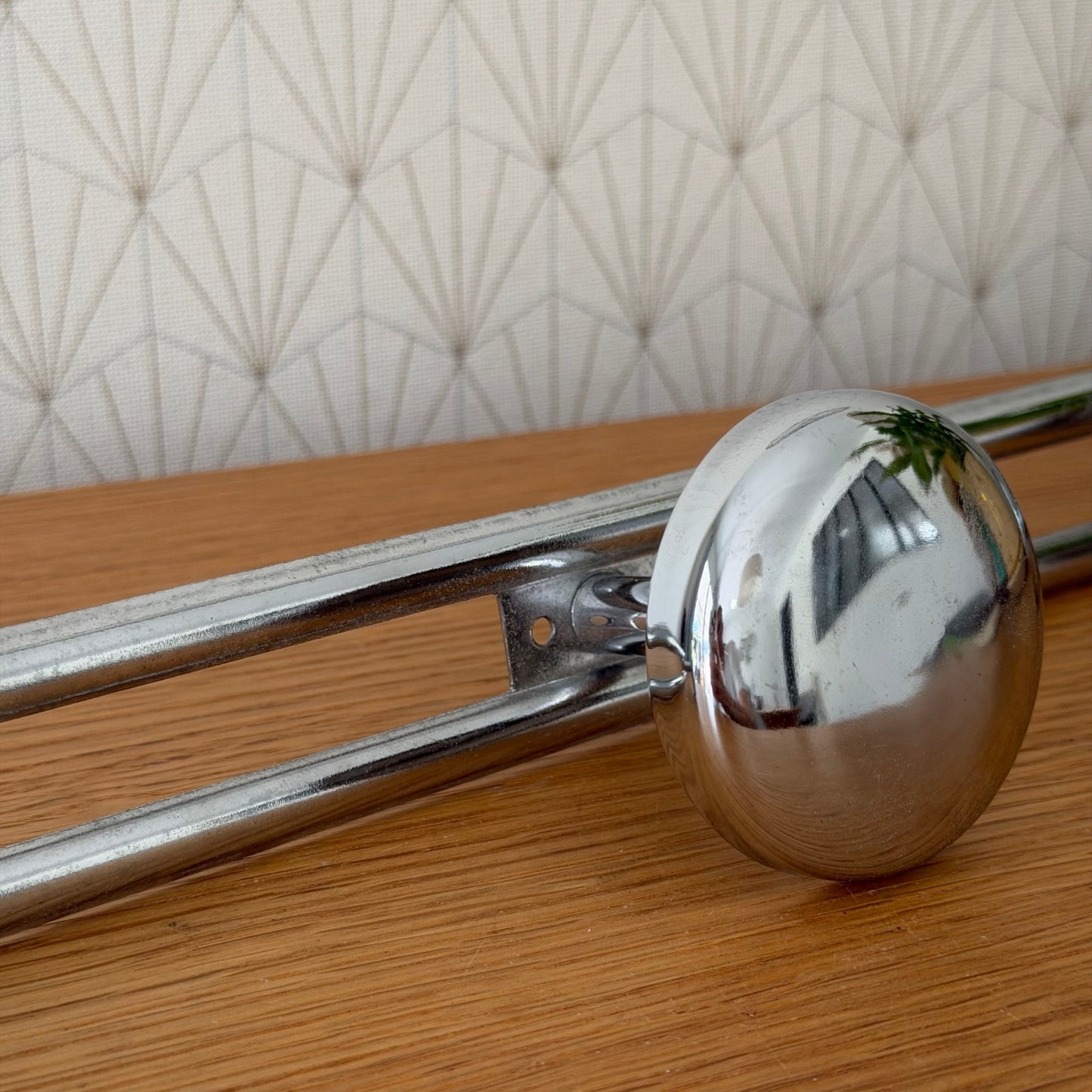 Vintage French Metal 3 Hook Coat Rack/Wall-Mounted Entryway Storage 0810258