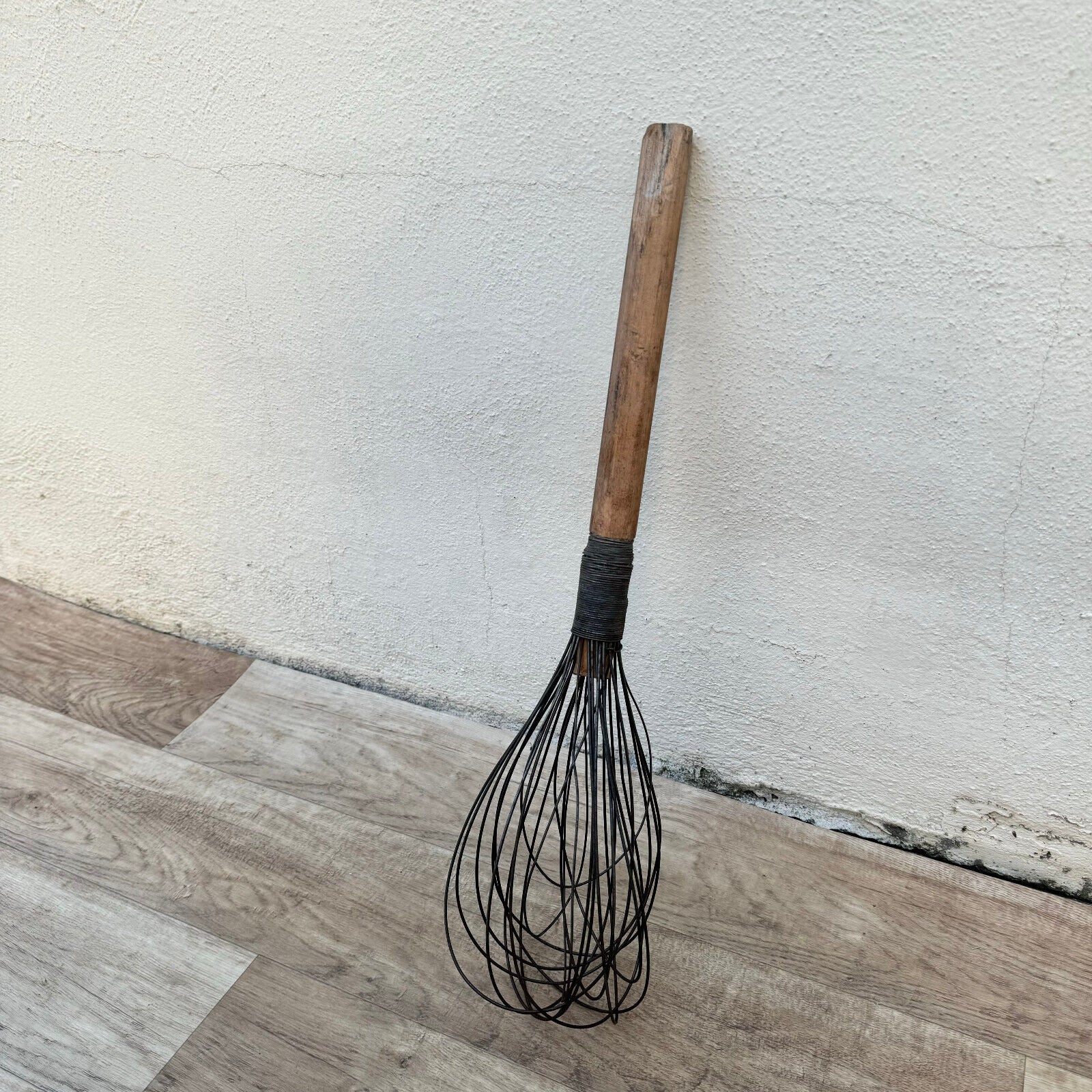 HUGE VINTAGE FRENCH WIRE WHIP WHISK WOODEN HANDLE KITCHEN UTENSIL 20" 2604245 - Fleamarketfrance