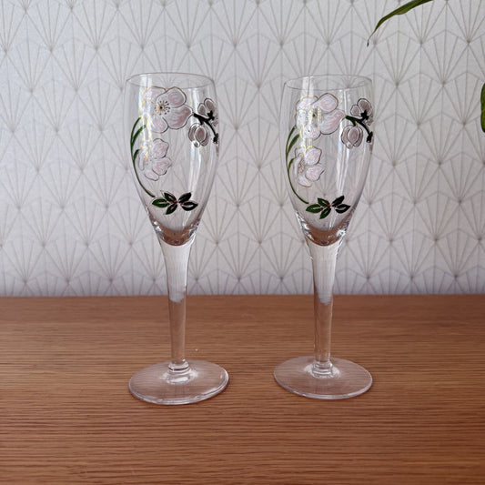 2 Perrier Jouet Belle Epoque Pink White Floral Champagne Flutes Glasses 1410251