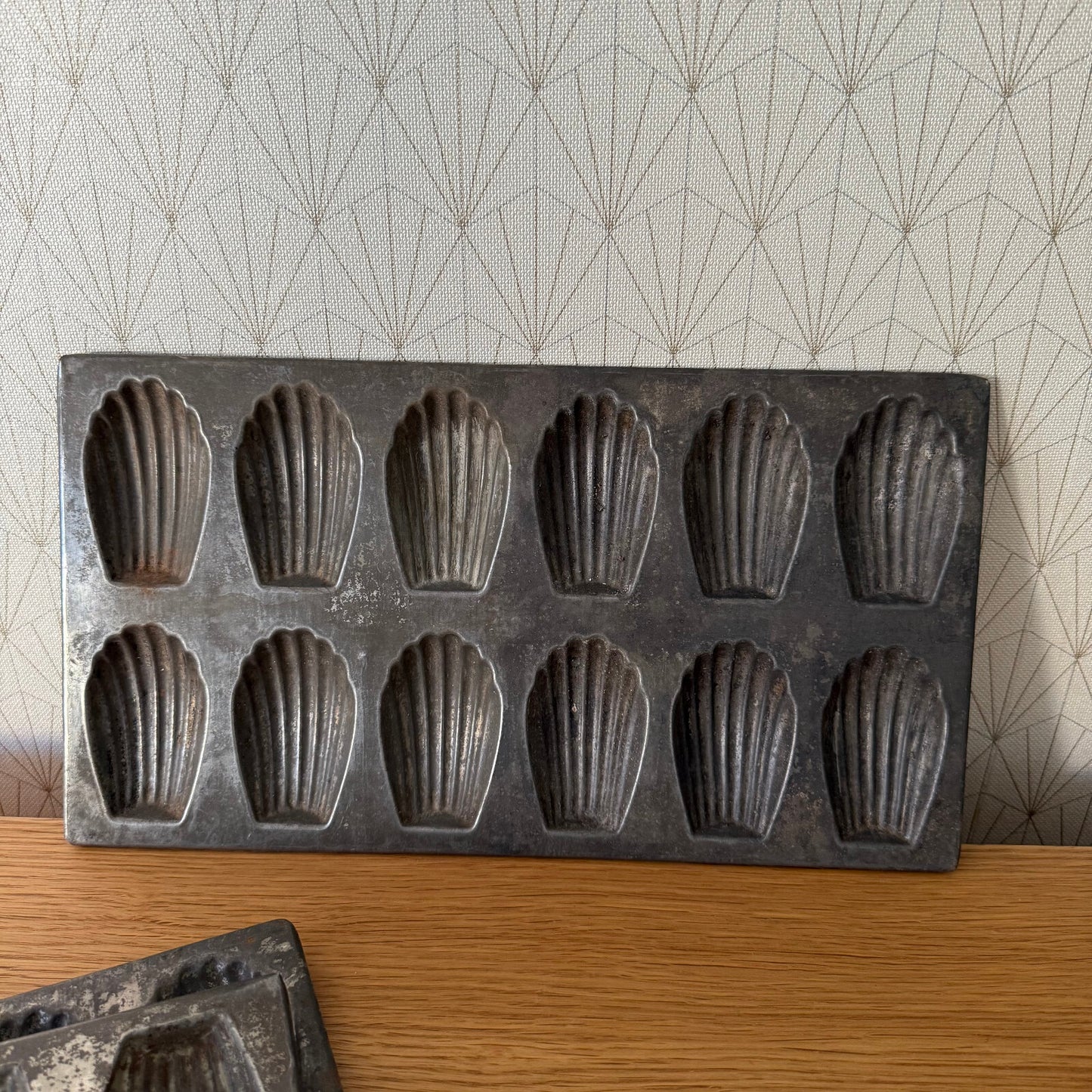 French Madeleine Molds Vintage Metal Baking Pans Shell Tins 19042515 Unbranded