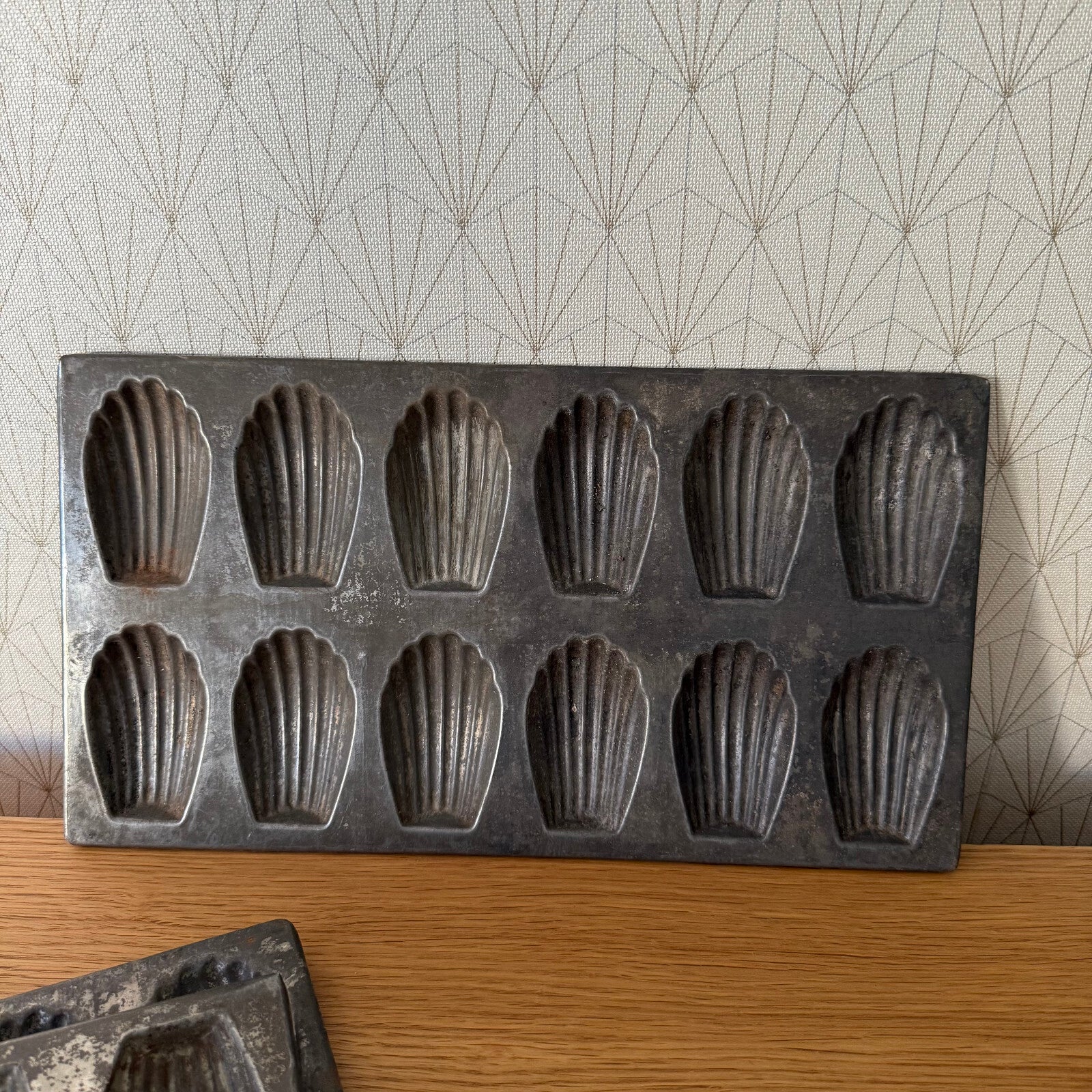 French Madeleine Molds Vintage Metal Baking Pans Shell Tins 19042515 Unbranded