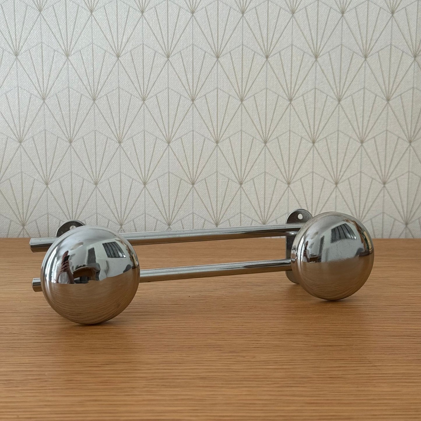 Vintage French Metal 2 Hook Coat Rack/Wall-Mounted Entryway Storage 1310257