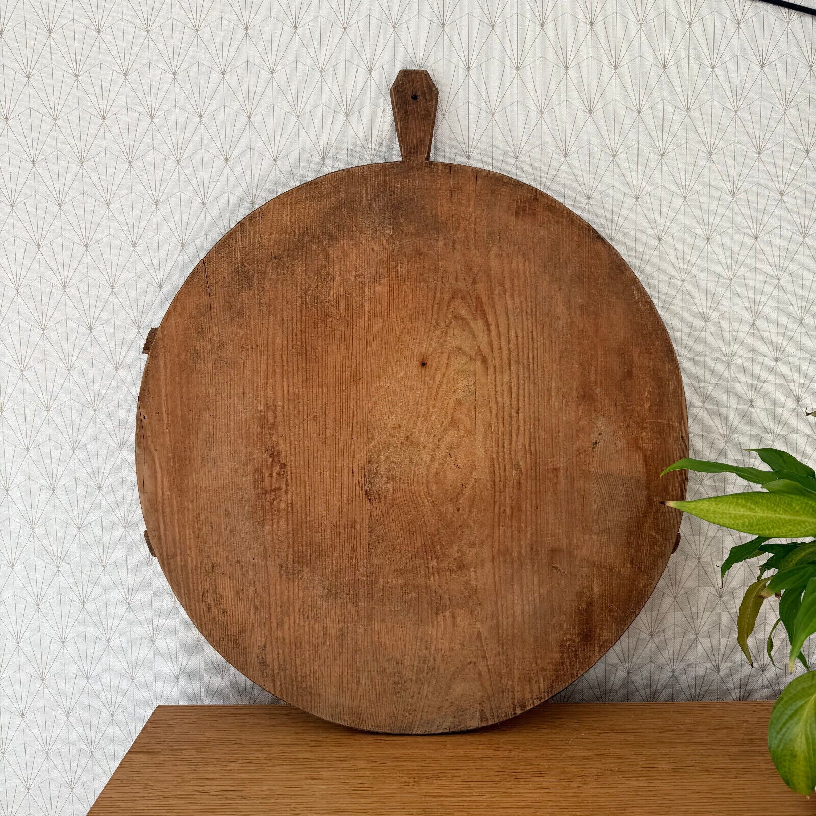 ANTIQUE VINTAGE ROUND EUROPEAN BREAD OR CHOPPING CUTTING BOARD WOOD 0902251 - Fleamarketfrance