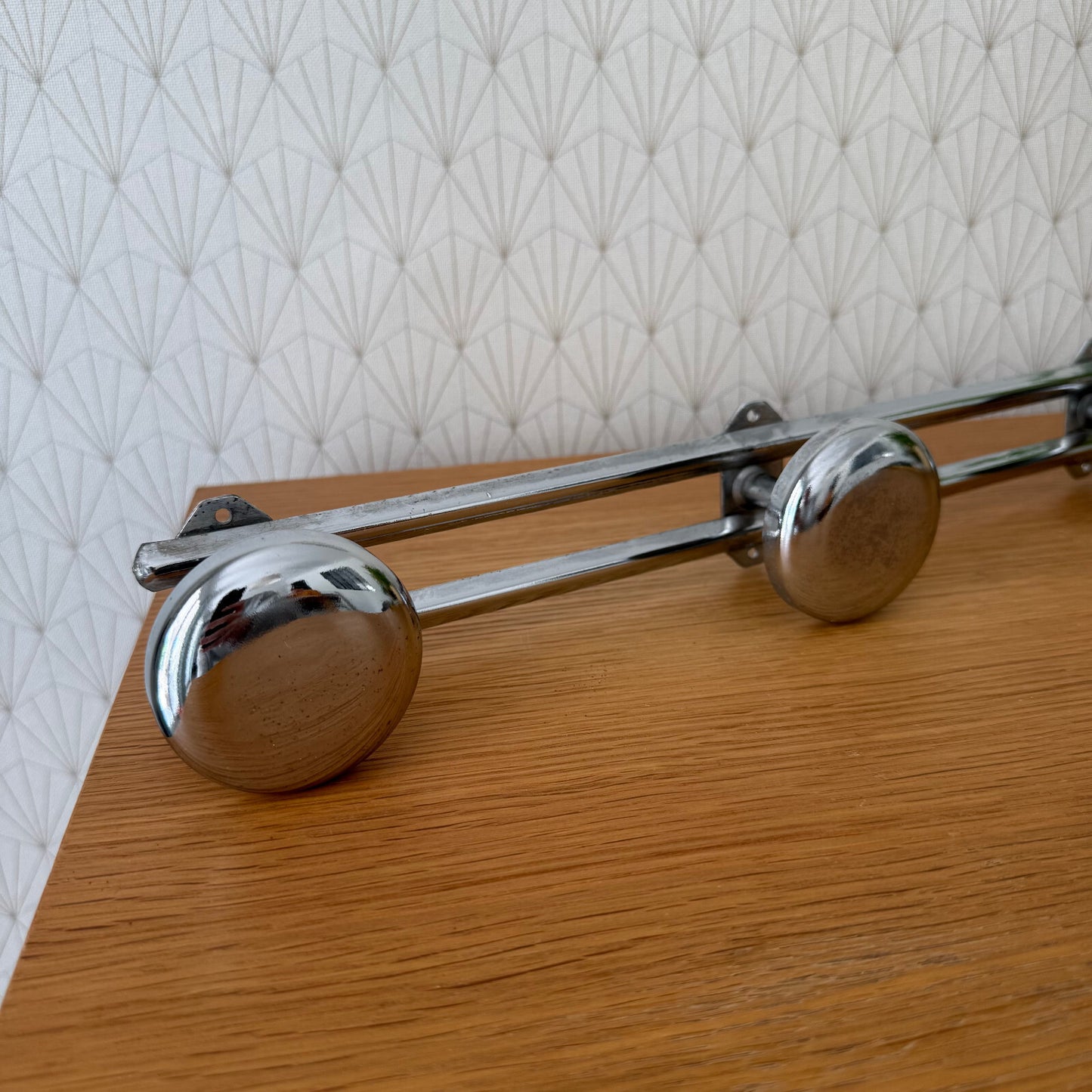Vintage French Metal 4 Hook Coat Rack/Wall-Mounted Entryway Storage 12062514 Unbranded