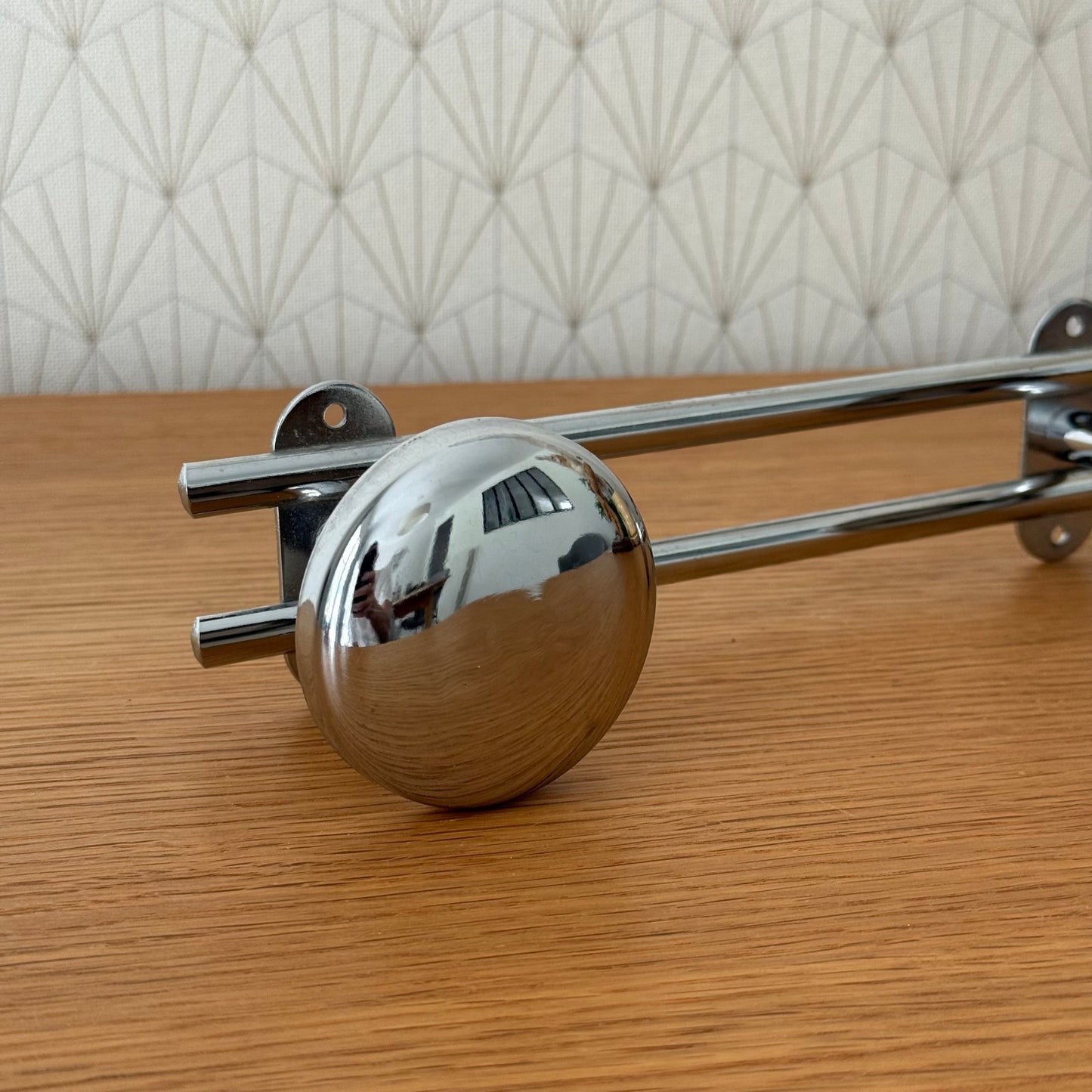 Vintage French Metal 2 Hook Coat Rack/Wall-Mounted Entryway Storage 1310257