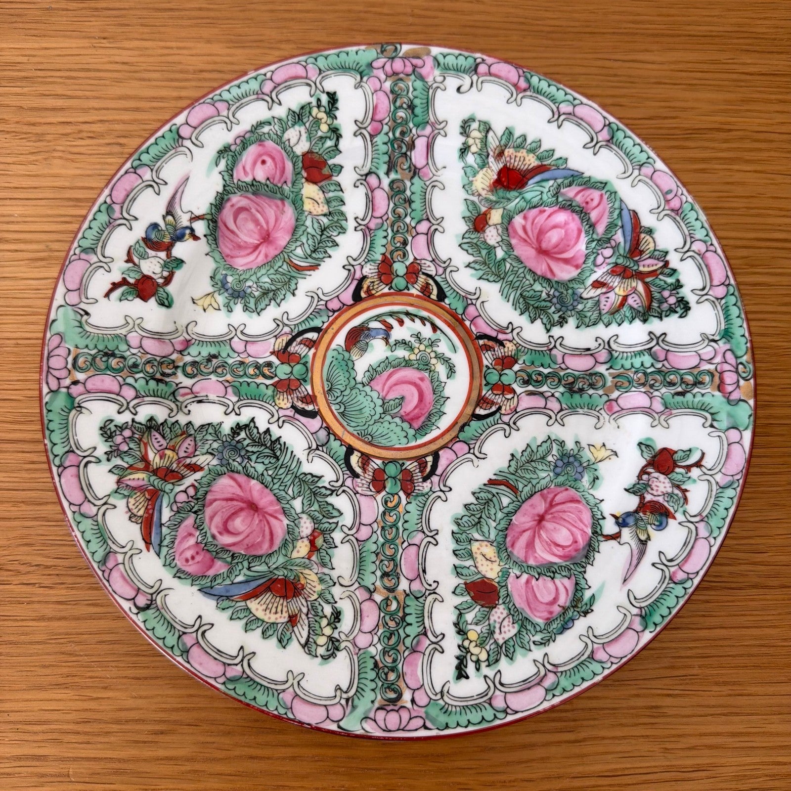 Vintage chinese plate with roses medaillon 1805265 Fleamarketfrance