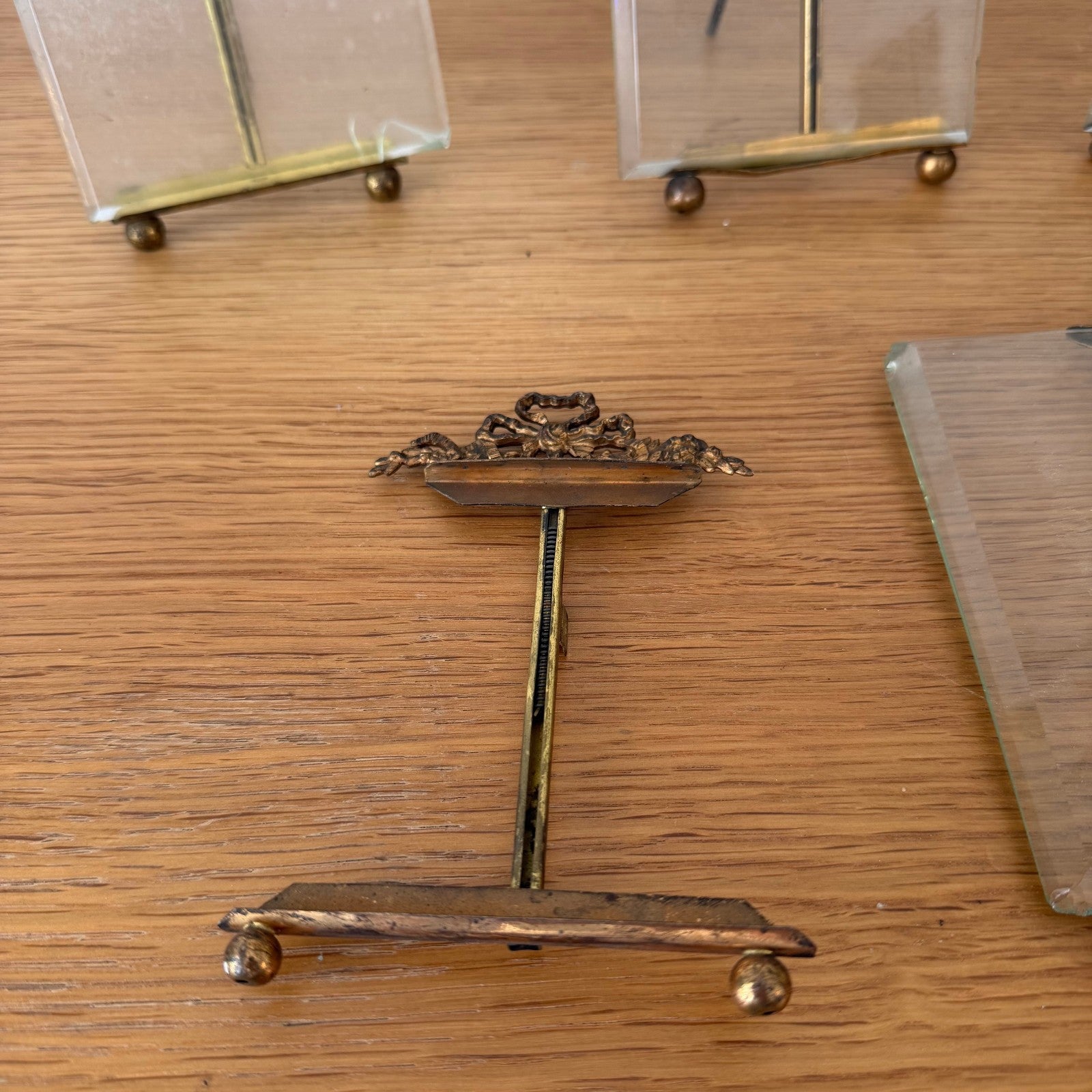 Set of 5 Vintage Brass Glass Display Frames Picture Stands 10062612 Fleamarketfrance