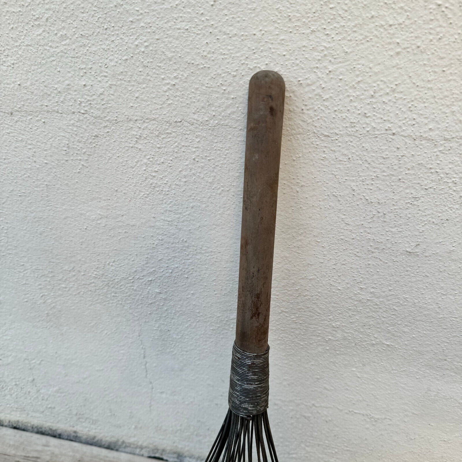 HUGE VINTAGE FRENCH WIRE WHIP WHISK WOODEN HANDLE KITCHEN UTENSIL 19 " 2604246 - Fleamarketfrance