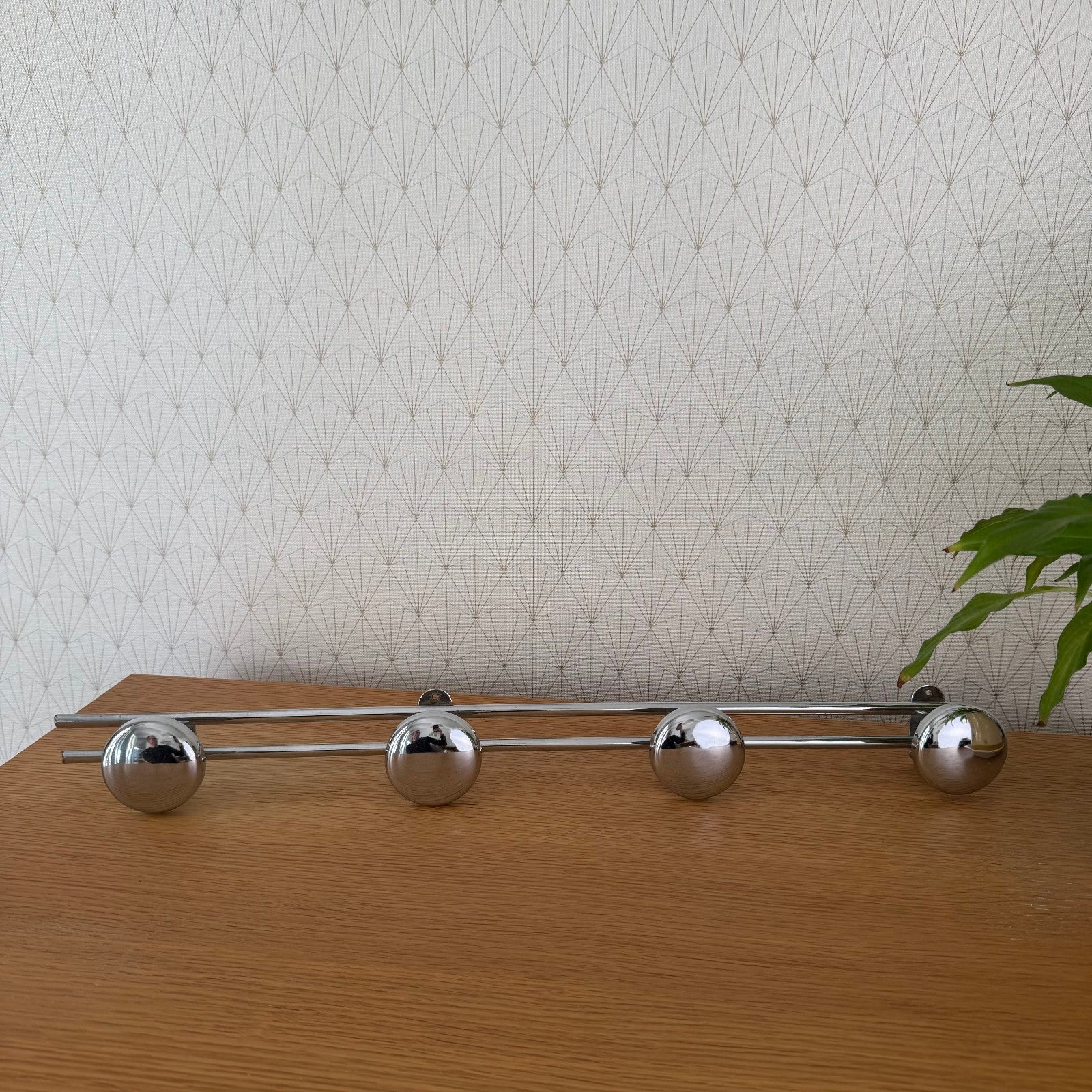 Vintage French Metal 4 Hook Coat Rack/Wall-Mounted Entryway Storage 2110253 Unbranded