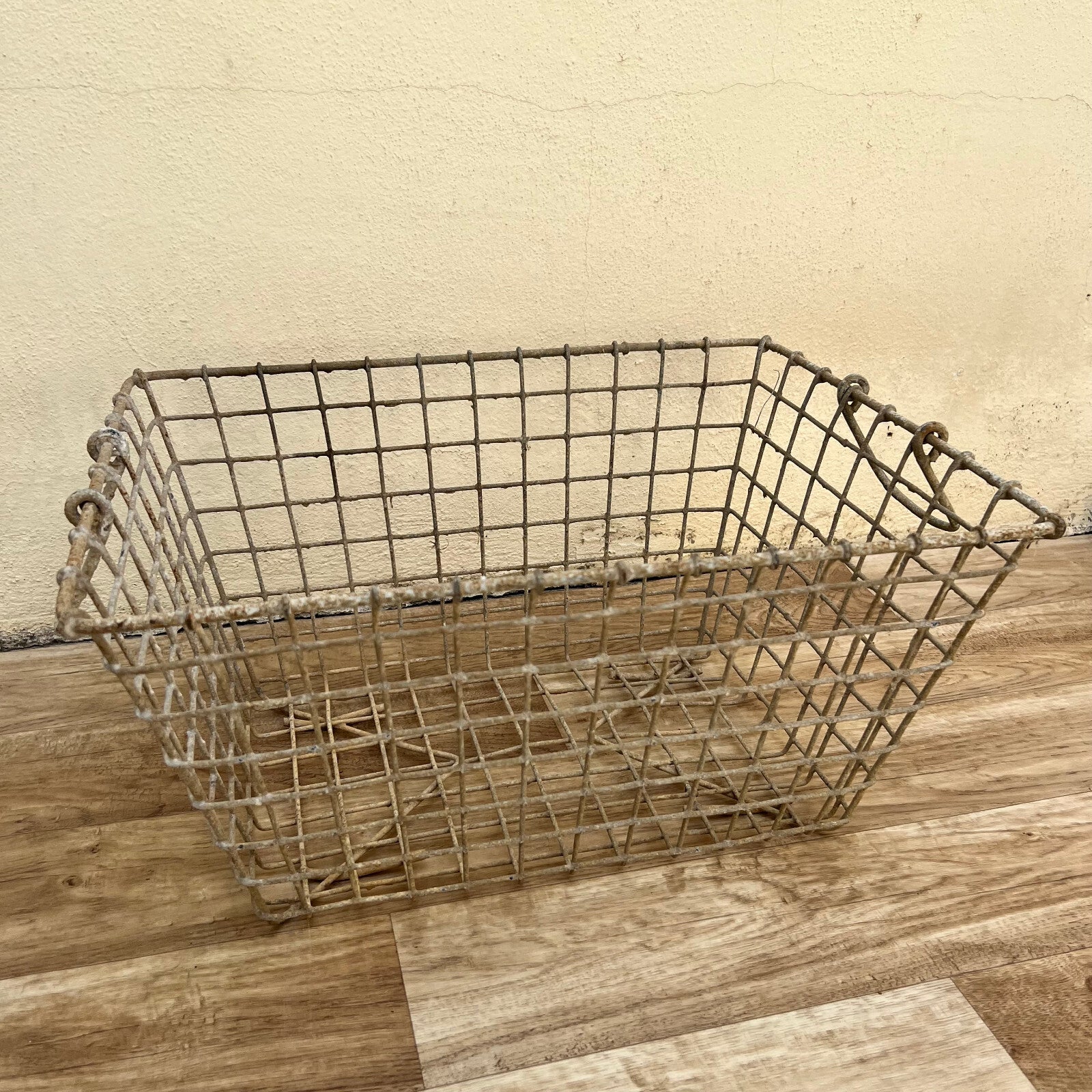 French Oyster Basket Vintage Wire Metal Brittany Coastal Storage 1207221 Fleamarketfrance