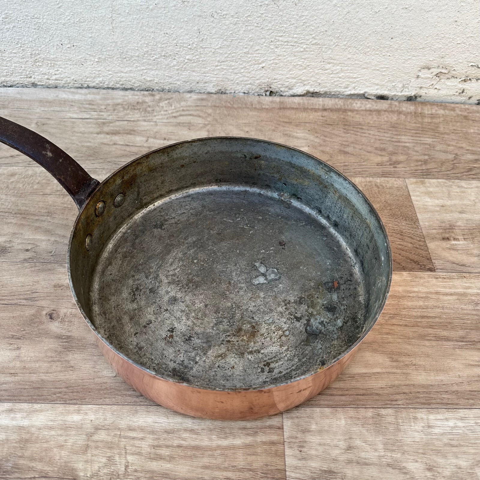 Vintage French Copper Sauteuse Pan Villedieu 24.5cm Restoration 17122218 Fleamarketfrance