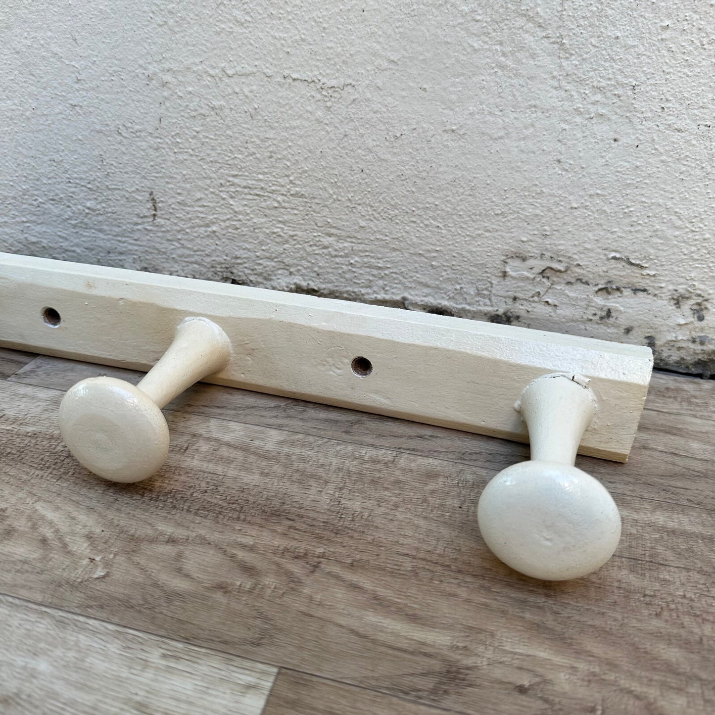 French Wooden Coat Hooks Wall Mount 3 Pegs Vintage Hat Rack 2608238 Unbranded