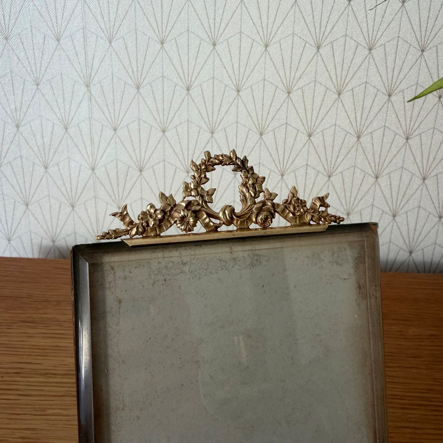 French Antique Brass Photo Frame Floral Crest Glass Standing 27062615 Fleamarketfrance