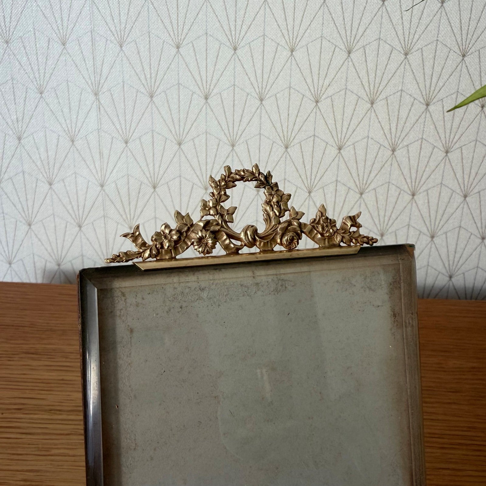 French Antique Brass Photo Frame Floral Crest Glass Standing 27062615 Fleamarketfrance
