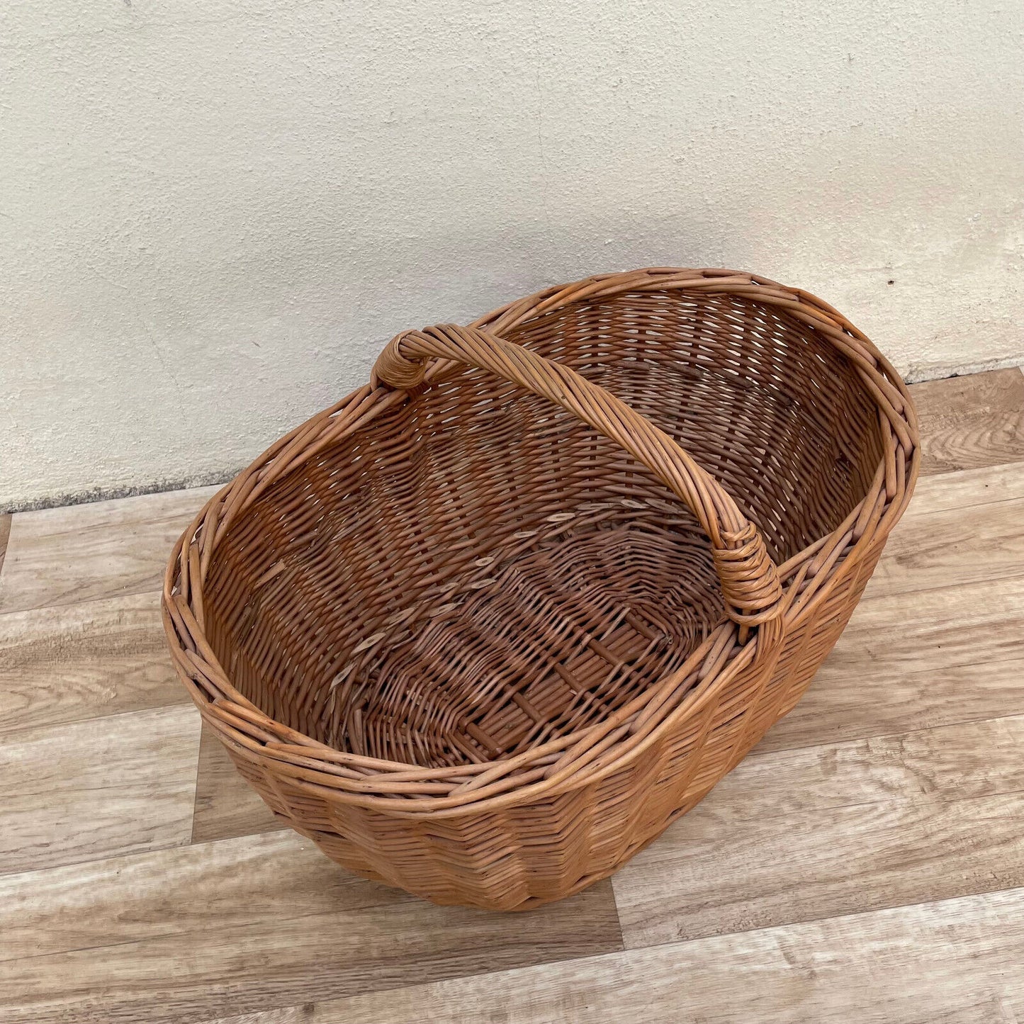French Wicker Basket market fruits Chic Vintage Woven Rattan 2303252 Fleamarketfrance