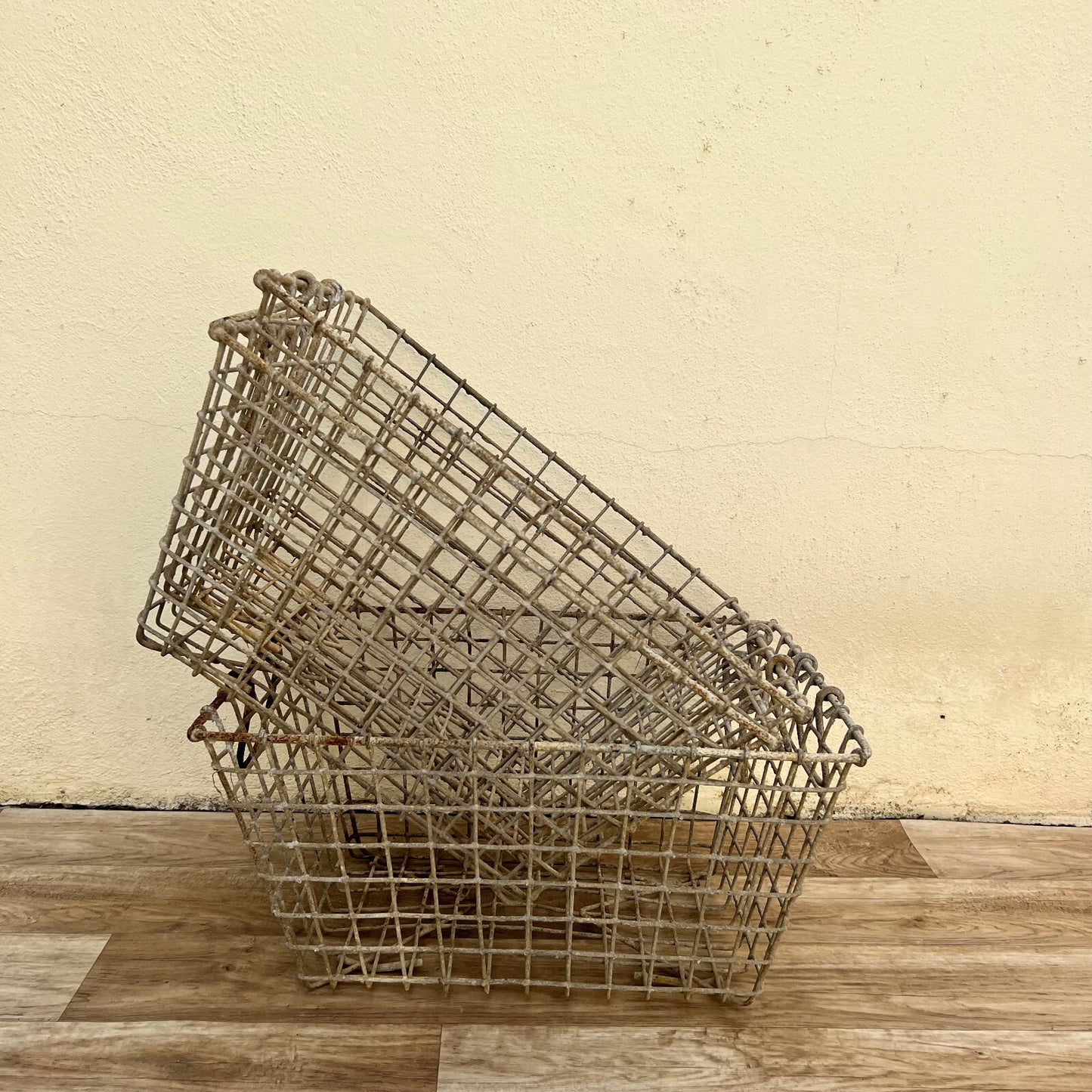 French Oyster Basket Vintage Wire Metal Brittany Coastal Storage 1207221 Fleamarketfrance