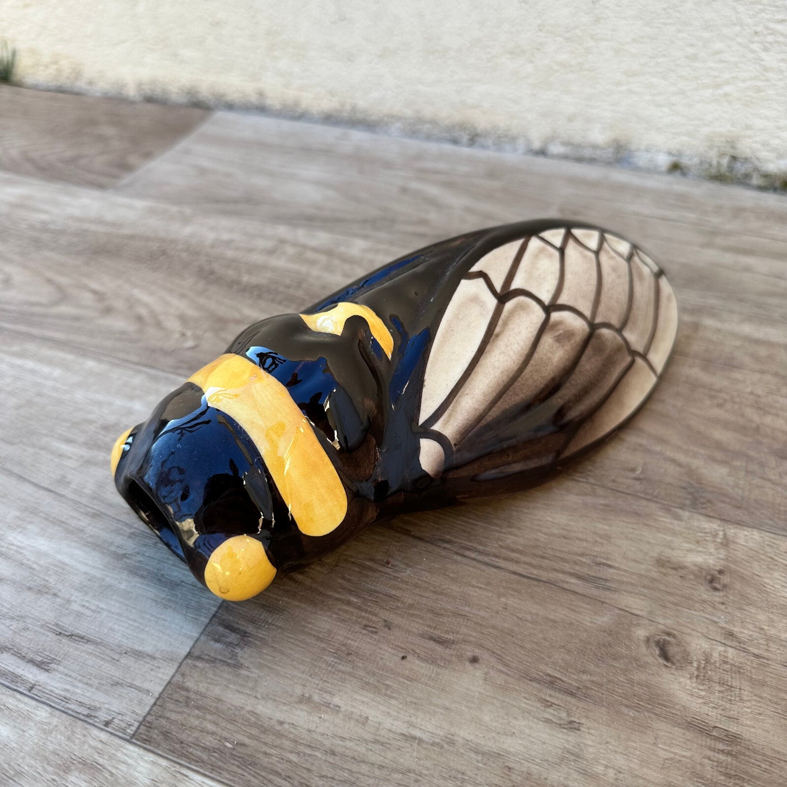 French Majolica Cicada Wall Pocket Vintage Provence Pottery Vase 2202236 Unmarked