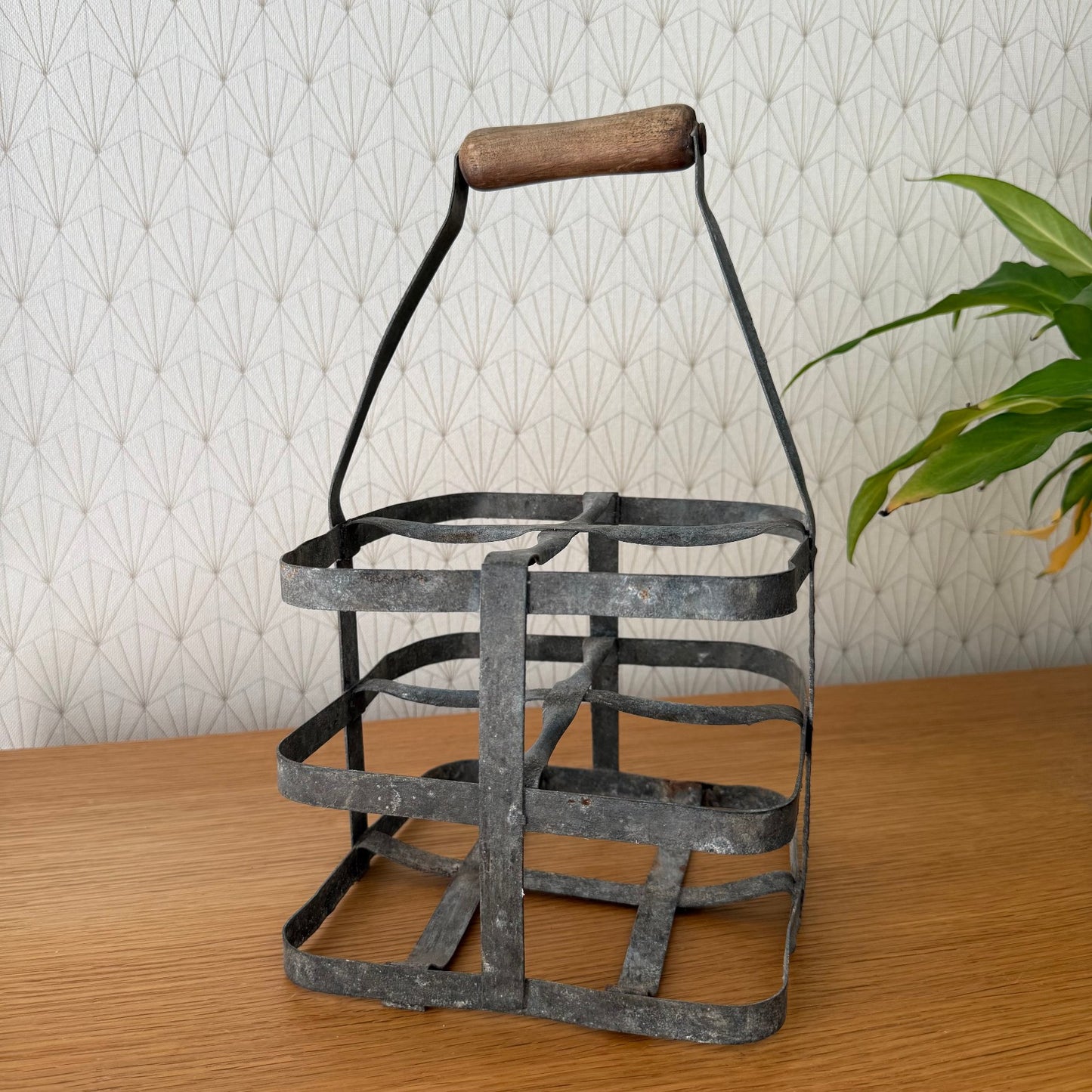 ANTIQUE VINTAGE FRENCH Handmade Metal 4 zinc Bottle Wine Carrier Basket 08072512