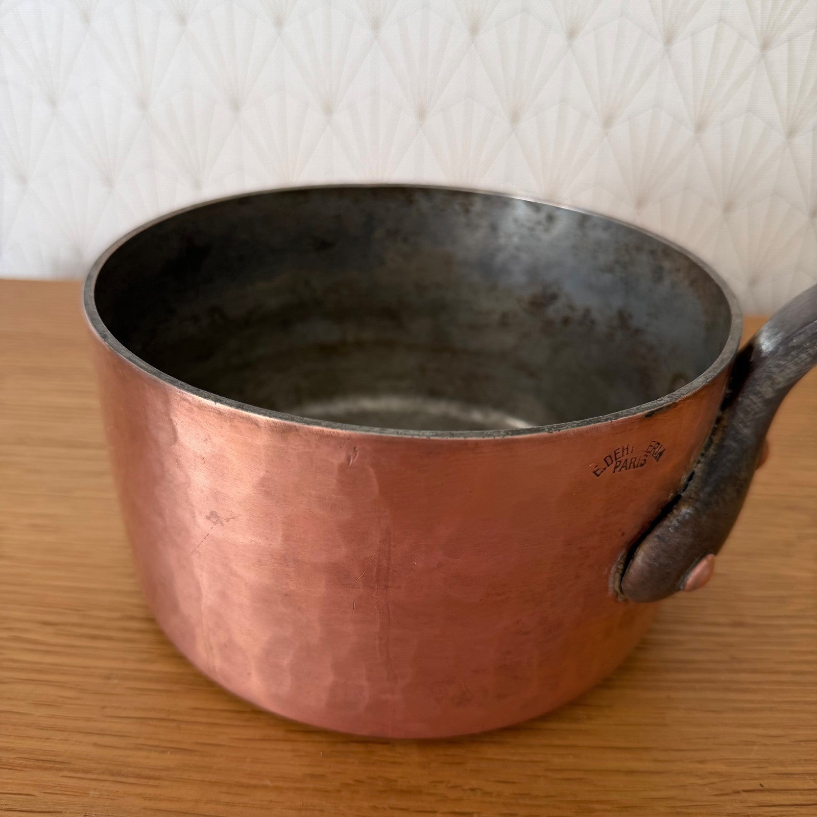 French Copper Saucepan E Dehillerin Paris Tin Lined Hammered 1606261 Unbranded