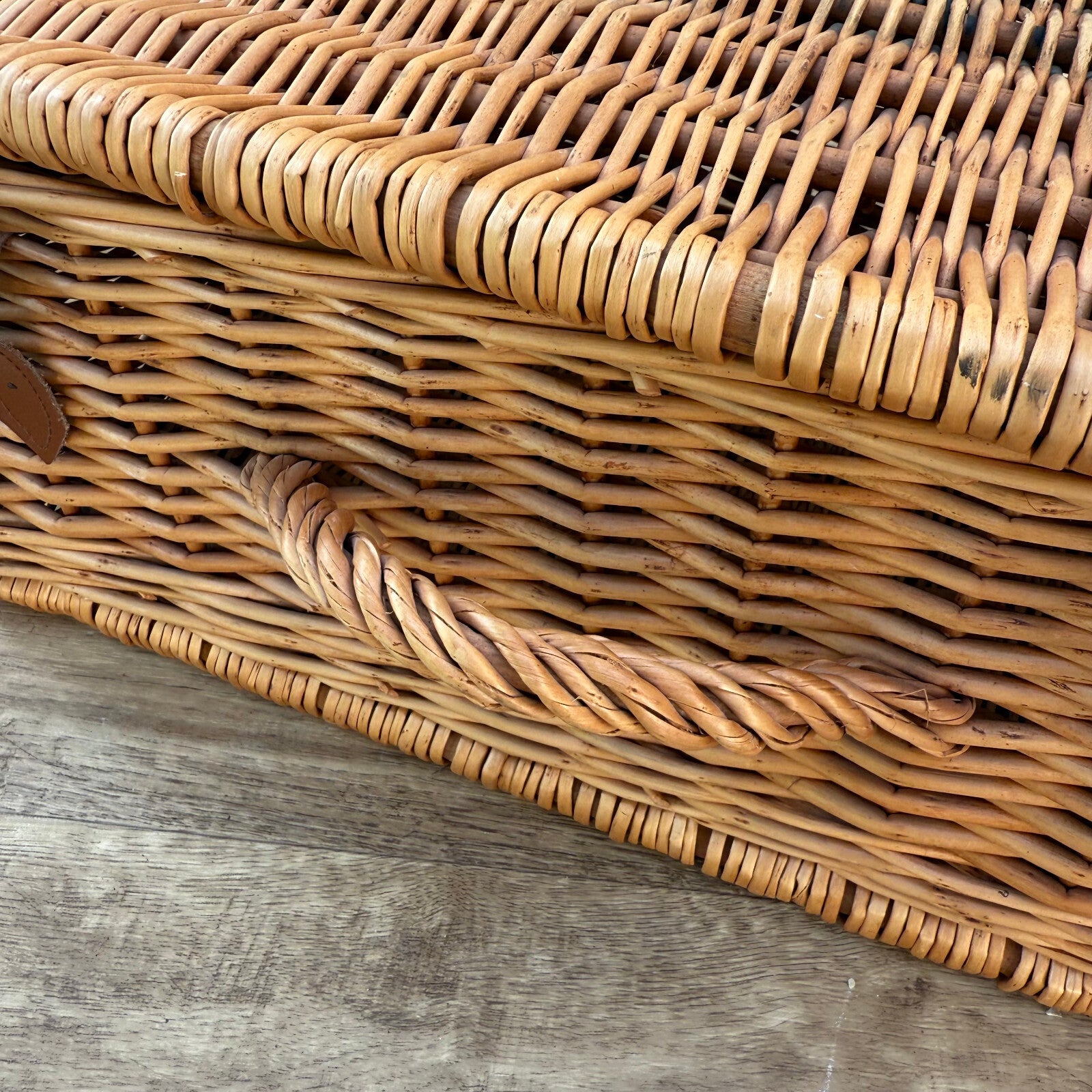 Vintage French Wicker Wicker Picnic Basket Large 1308252* Unbranded