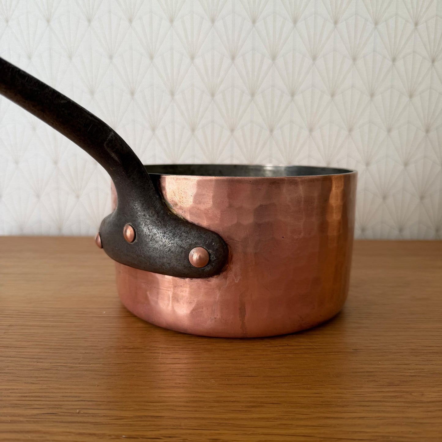 French Copper Saucepan E Dehillerin Paris Tin Lined Hammered 1606261 Unbranded
