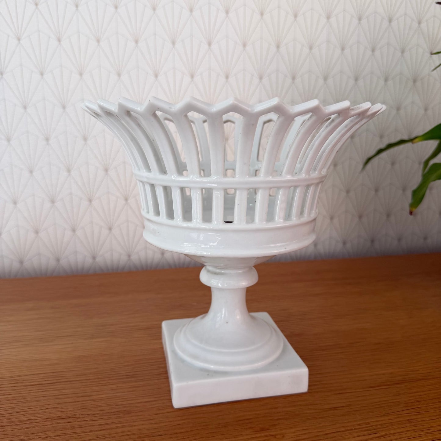 Vintage White Porcelain Fruit Bowl Basket Empire Napoleon III 20102519