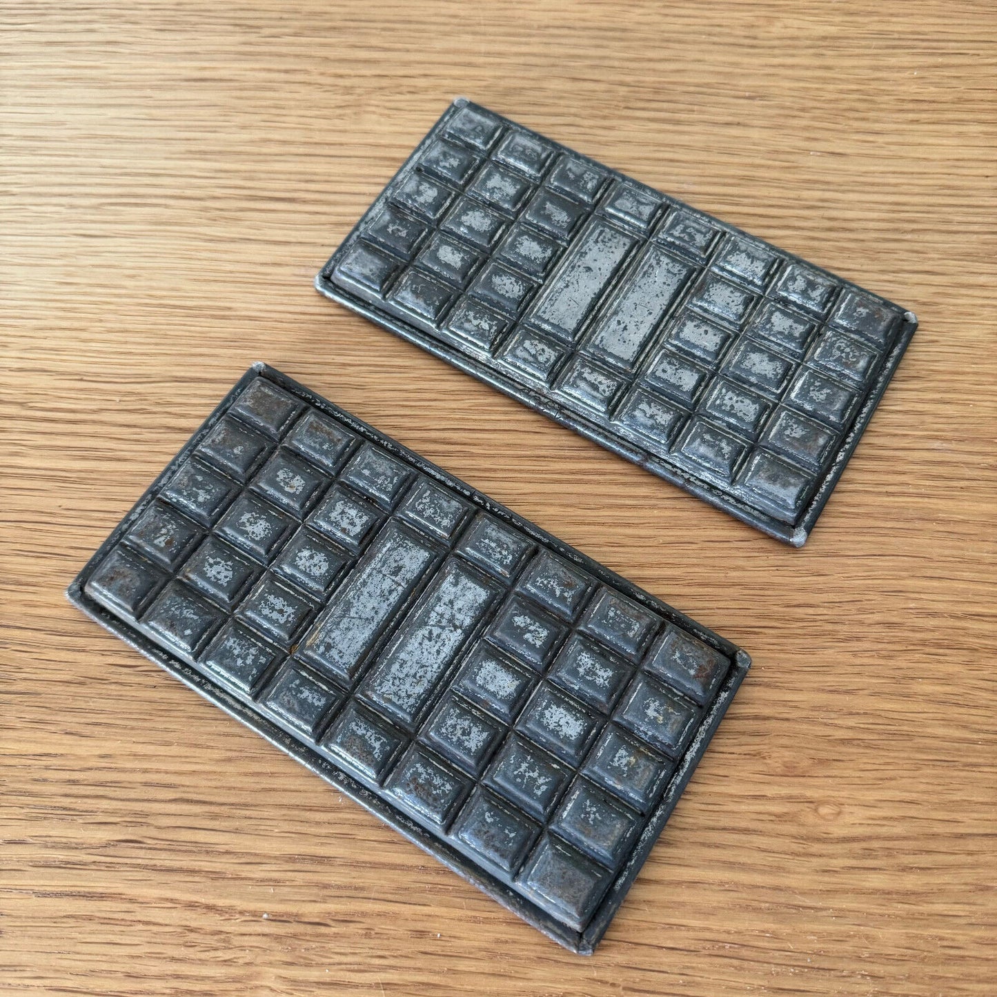 Set of 2 Vintage French Chocolate Mold 1404248 - Fleamarketfrance