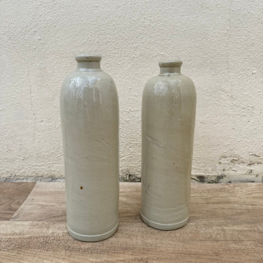 2 Vintage French Stoneware alcohol Wine Bottle water 29042410 Unmarked