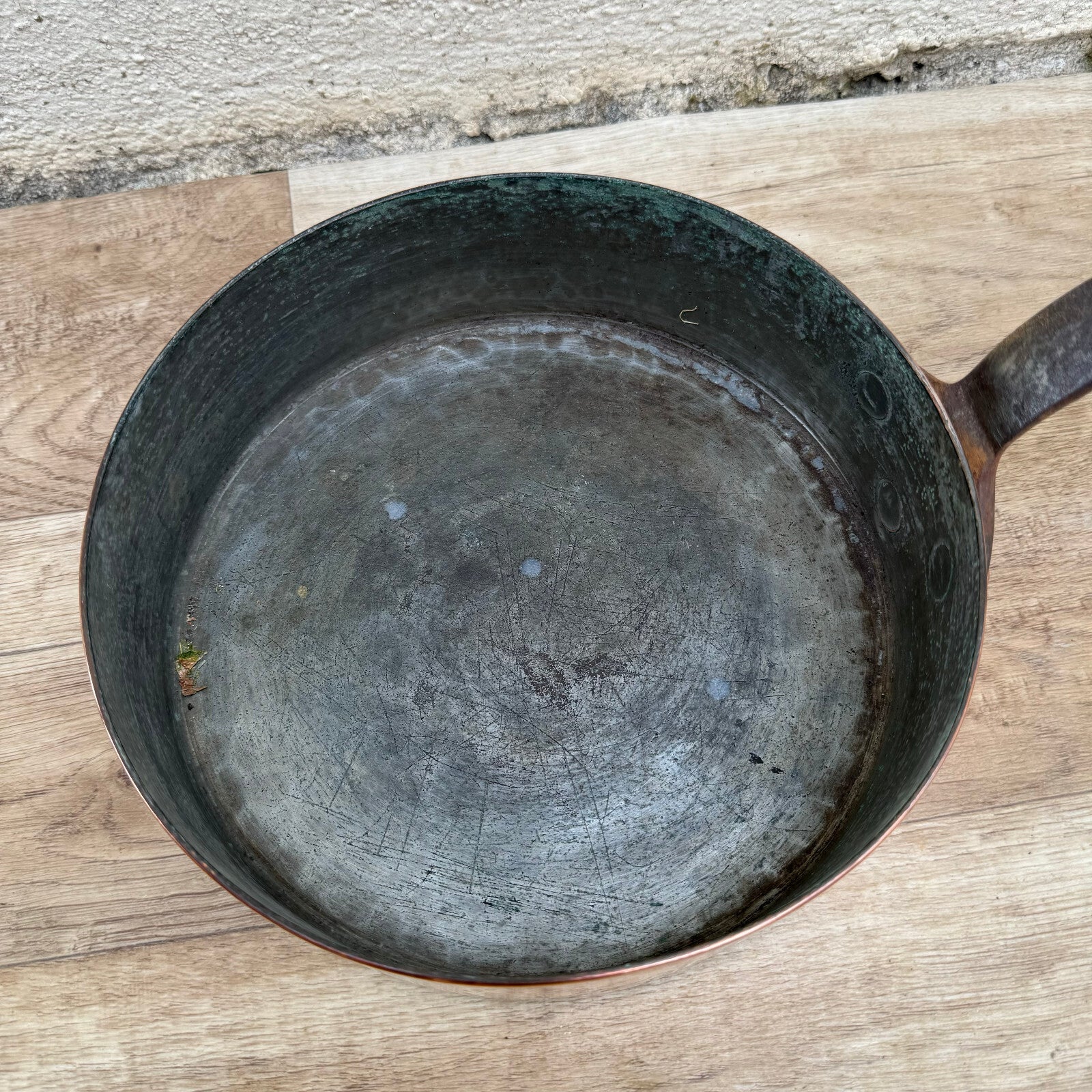 French Copper Sauteuse Pan Magasins du Louvre Paris Vintage Cookware 19092421 Fleamarketfrance