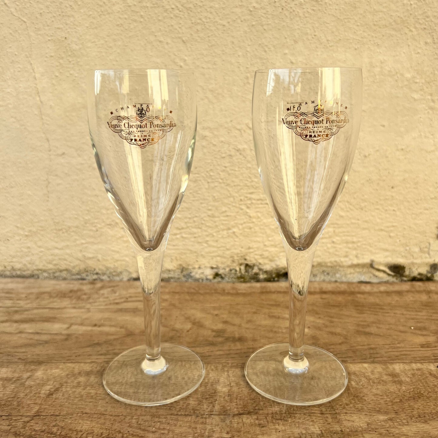 Veuve Clicquot Flutes Set of 2 Brand New French Champagne Glasses 3010231 Veuve Clicquot